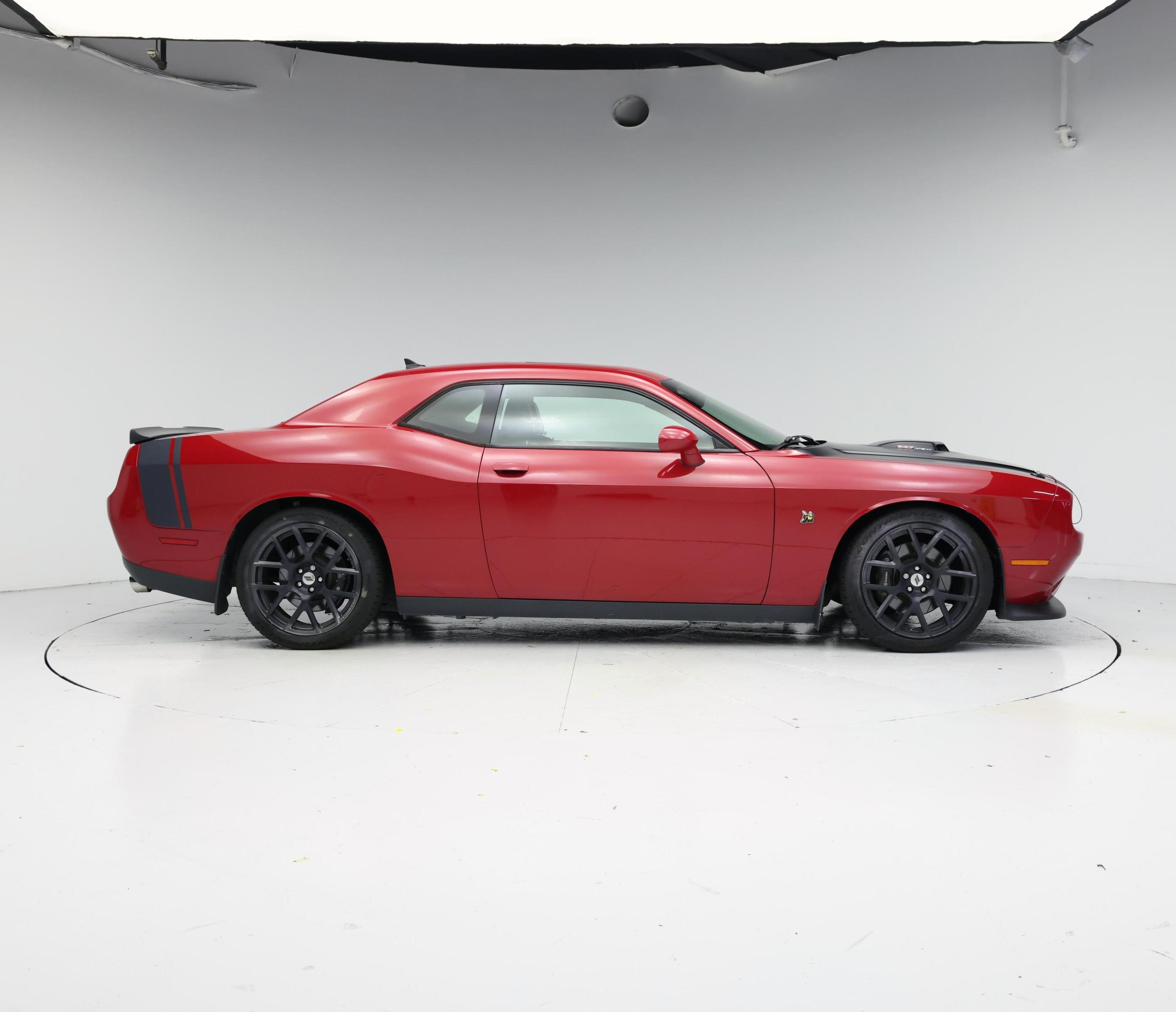 Thumbnail: 2016 Dodge Challenger - 7