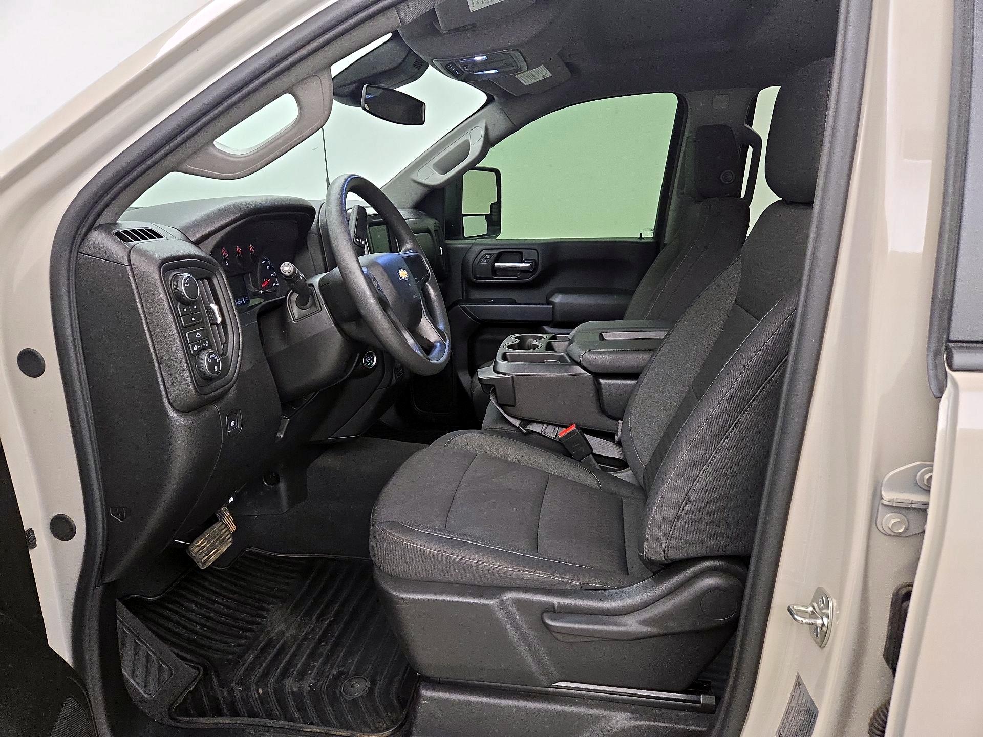 Thumbnail: 2026 Chevrolet Silverado 2500 - 11