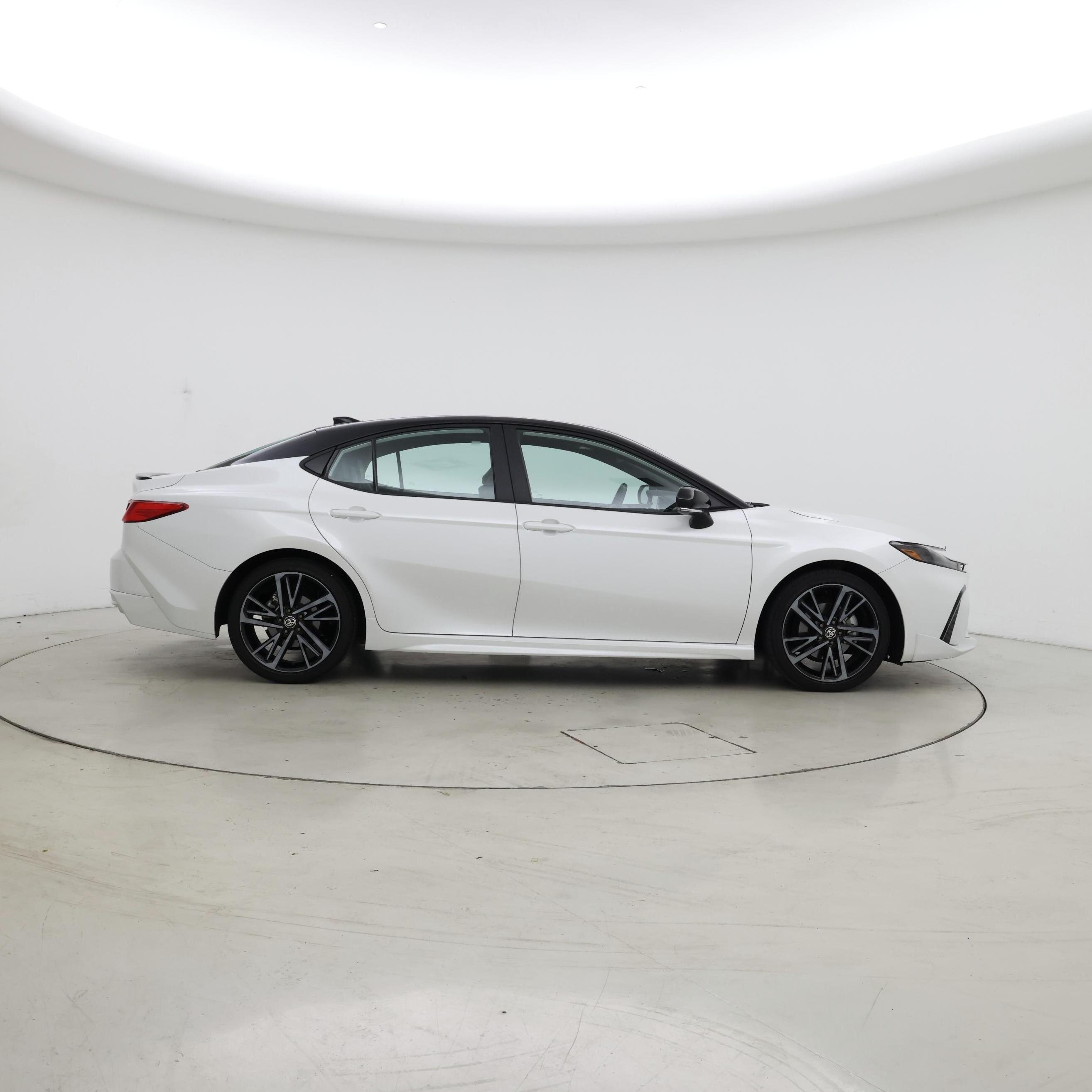 Thumbnail: 2025 Toyota Camry - 7