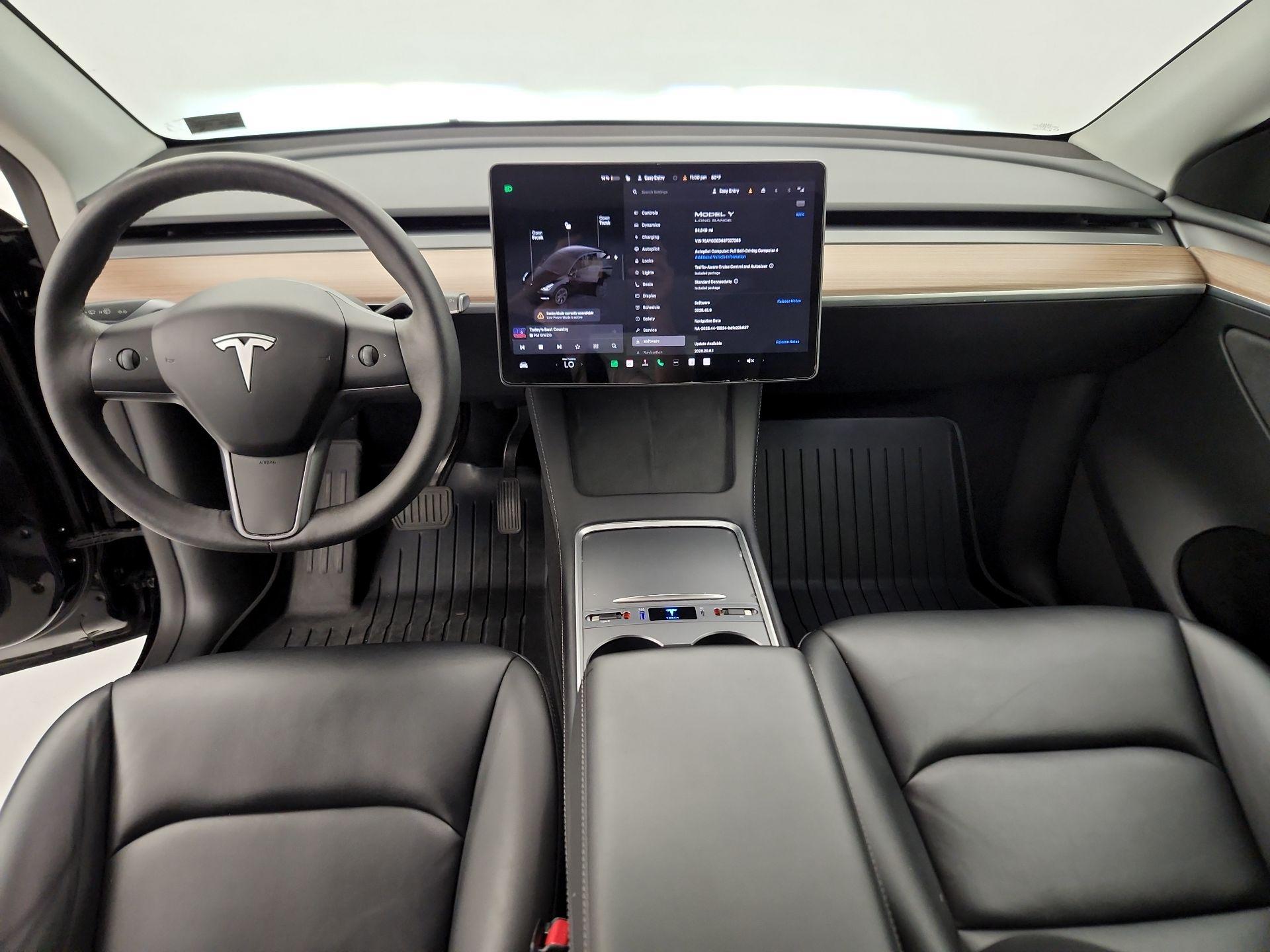 Thumbnail: 2025 Tesla Model Y - 9