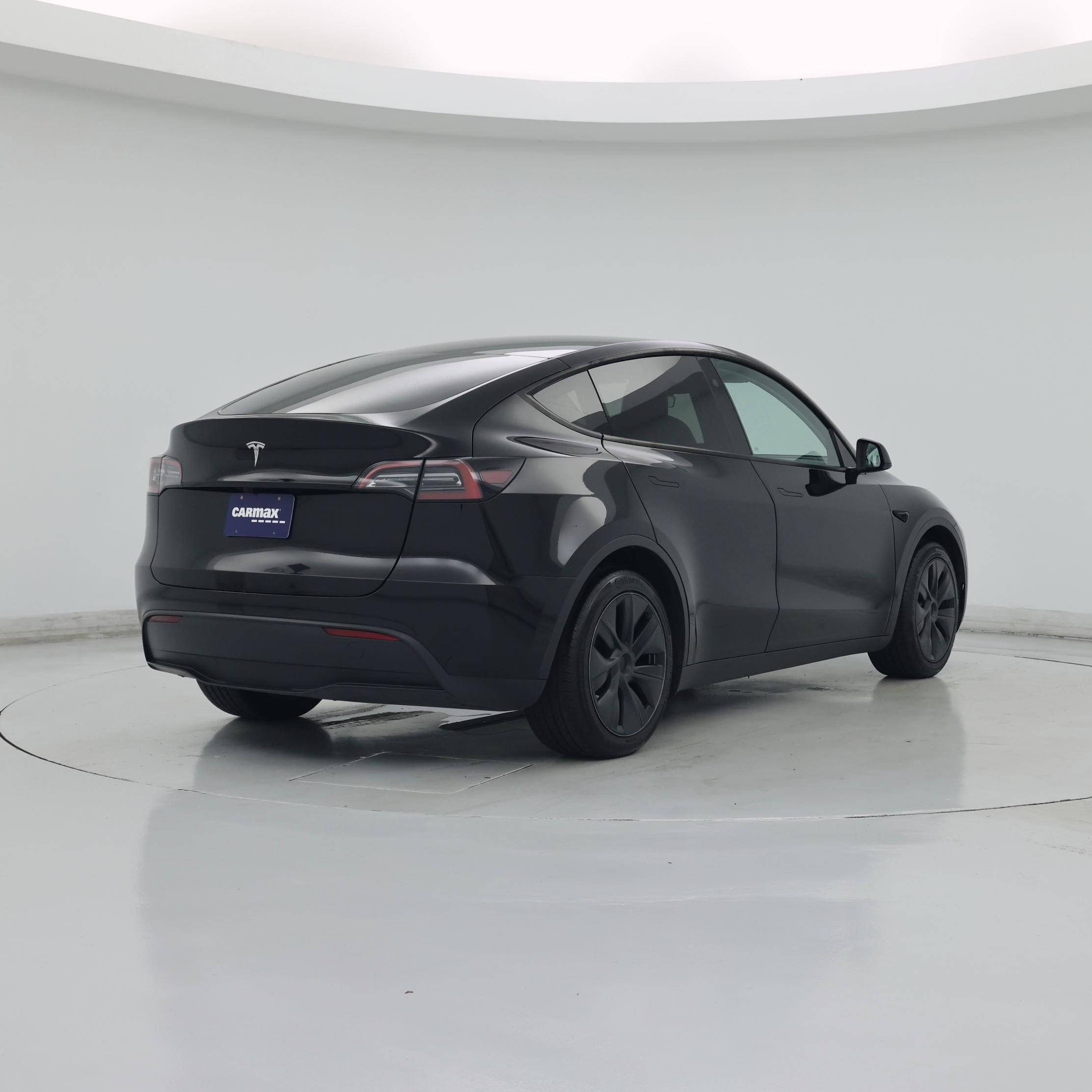 Thumbnail: 2025 Tesla Model Y - 8