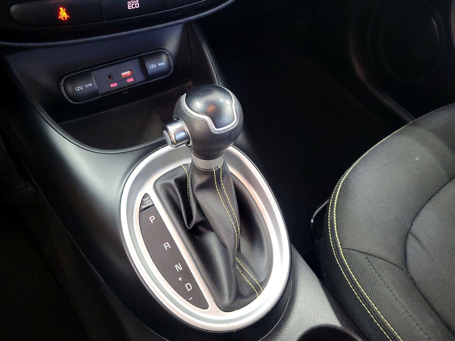 Thumbnail: 2016 Kia Soul - 17