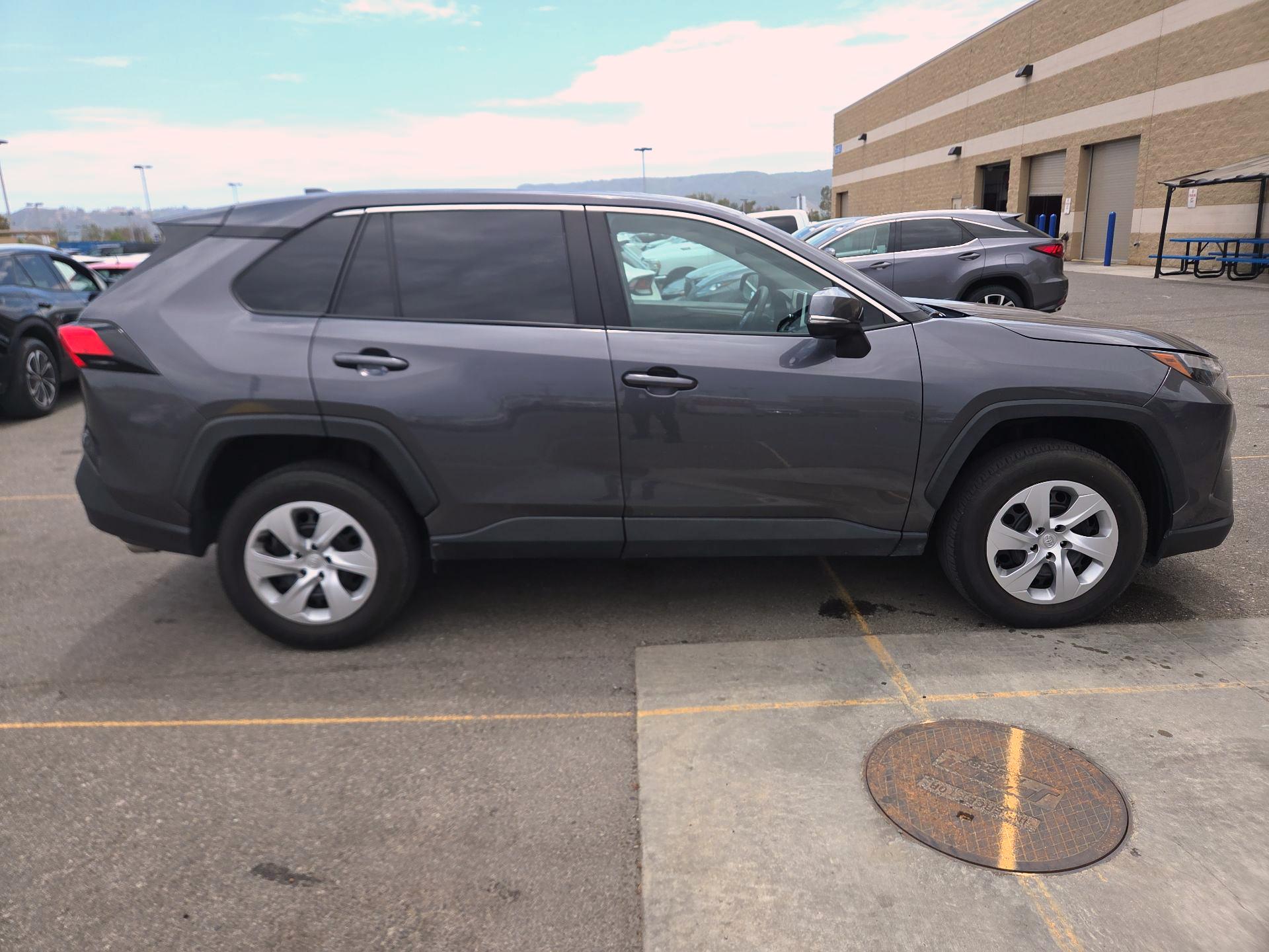 Thumbnail: 2025 Toyota RAV4 - 4