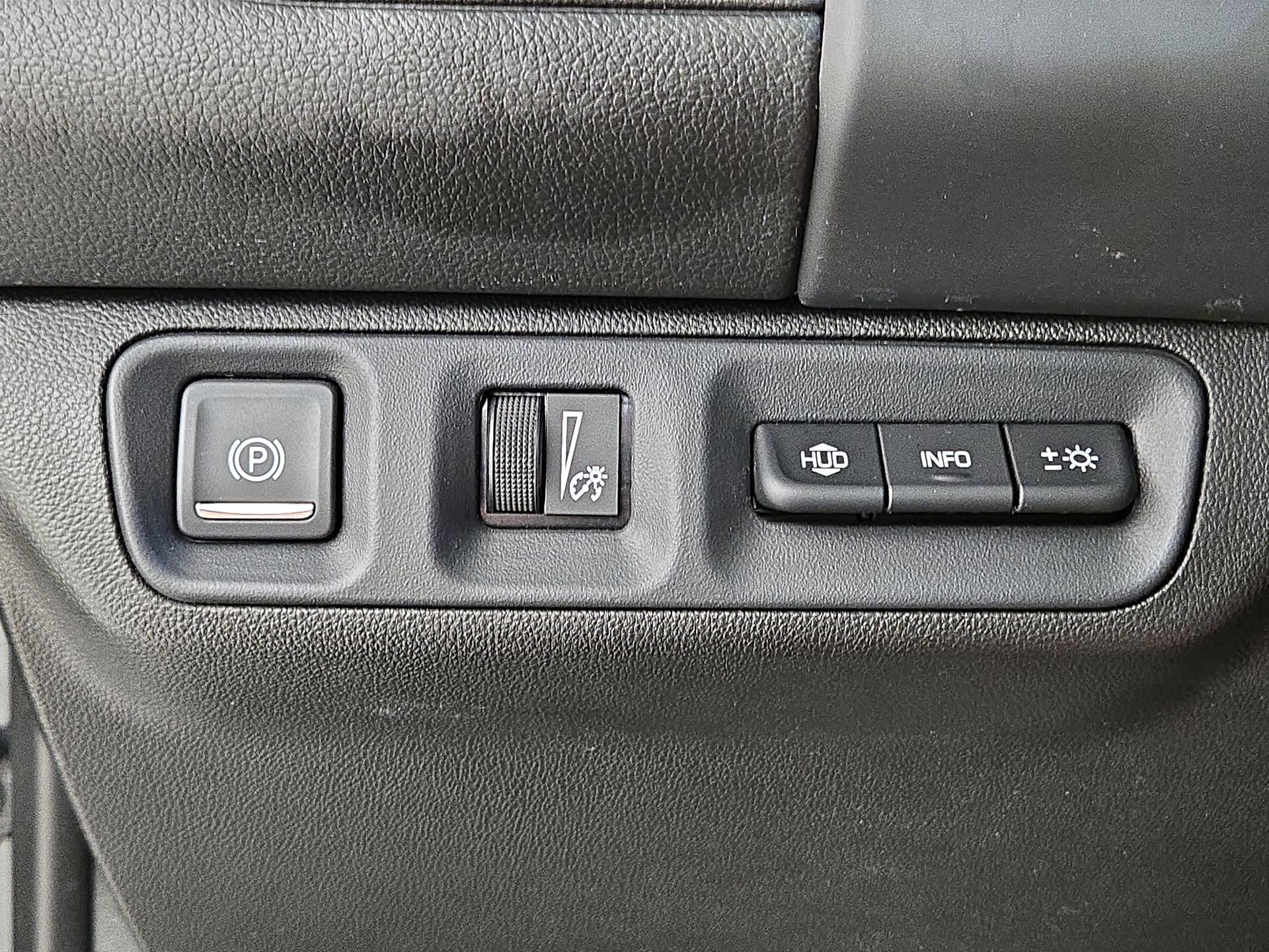 Thumbnail: 2020 GMC Acadia - 13