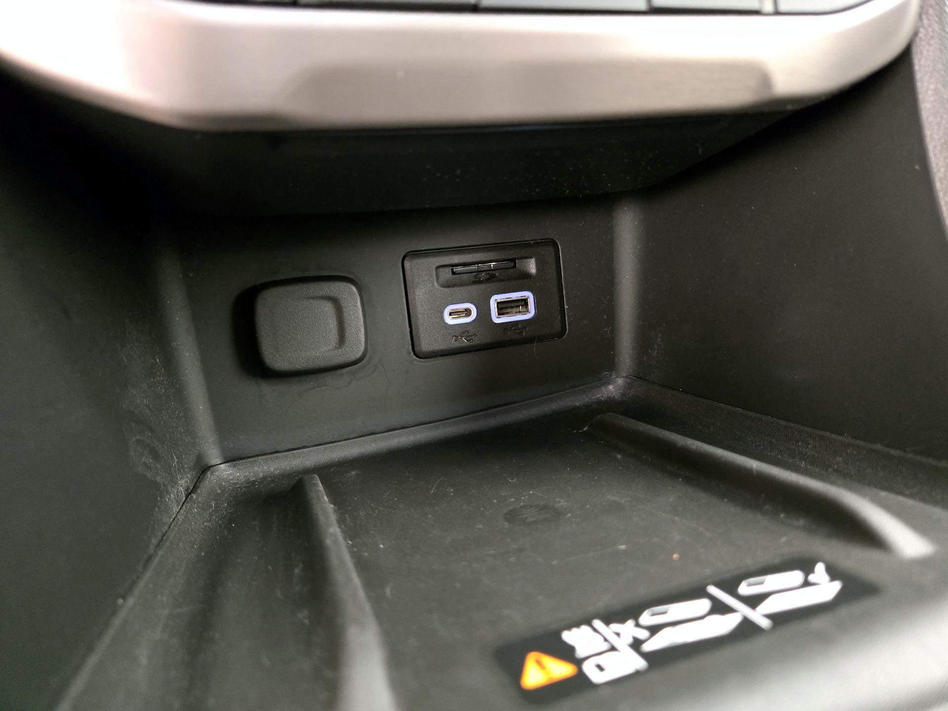 Thumbnail: 2020 GMC Acadia - 18