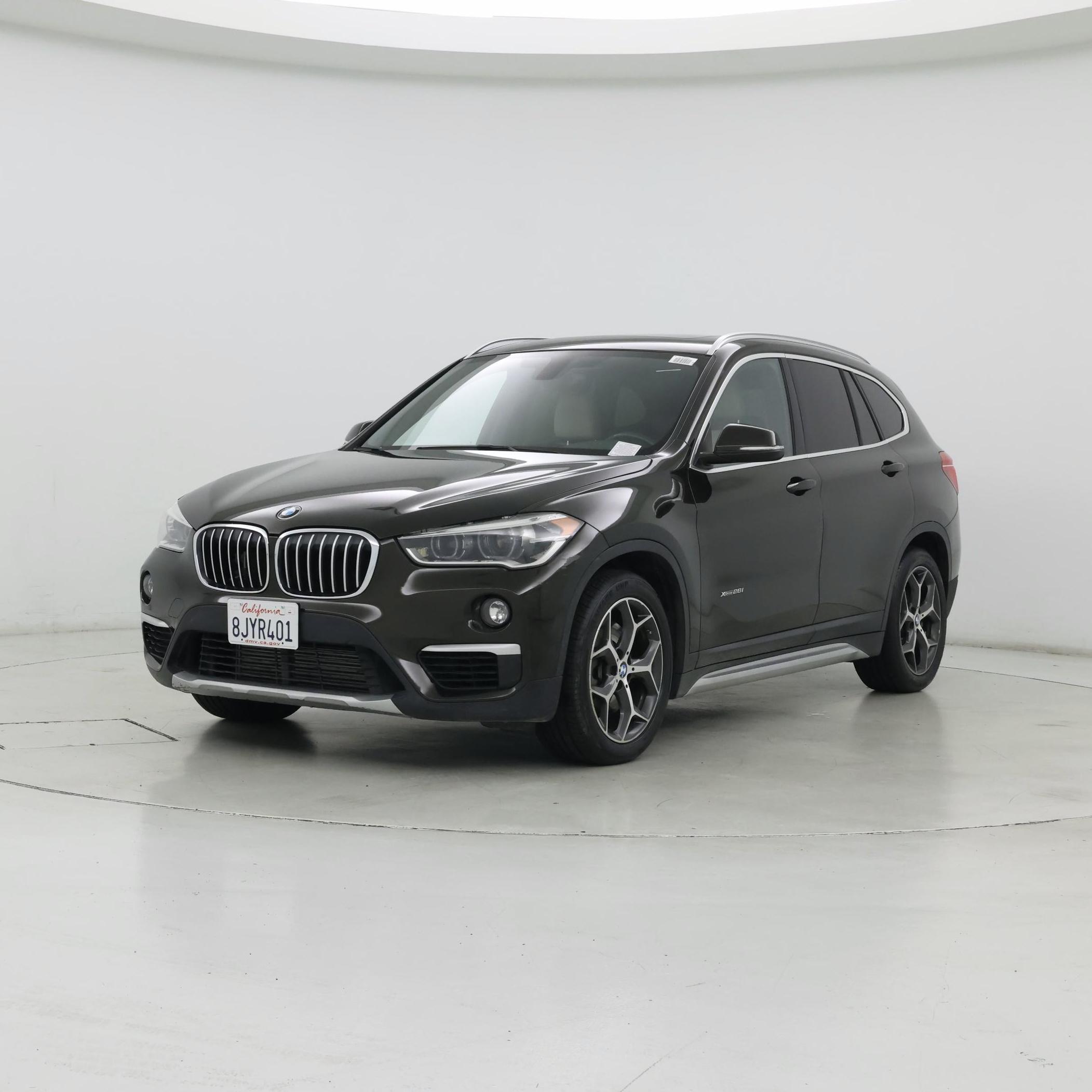 Thumbnail: 2016 BMW X1 - 4