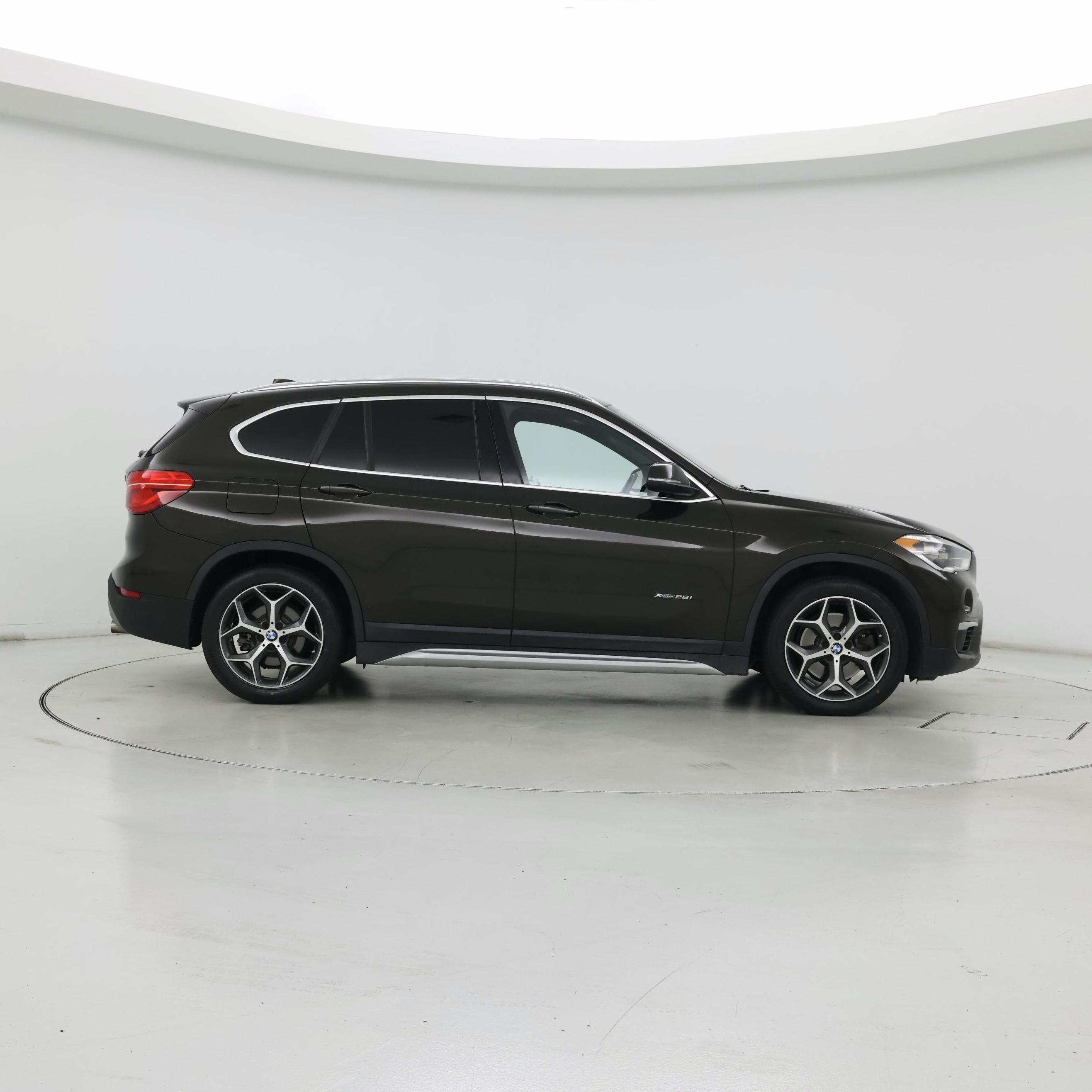 Thumbnail: 2016 BMW X1 - 7