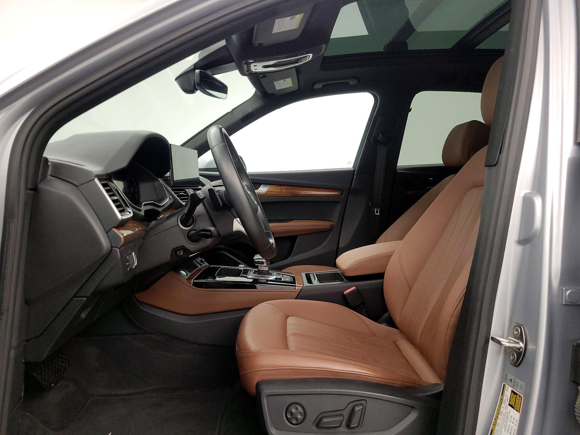 Thumbnail: 2022 Audi Q5 - 9