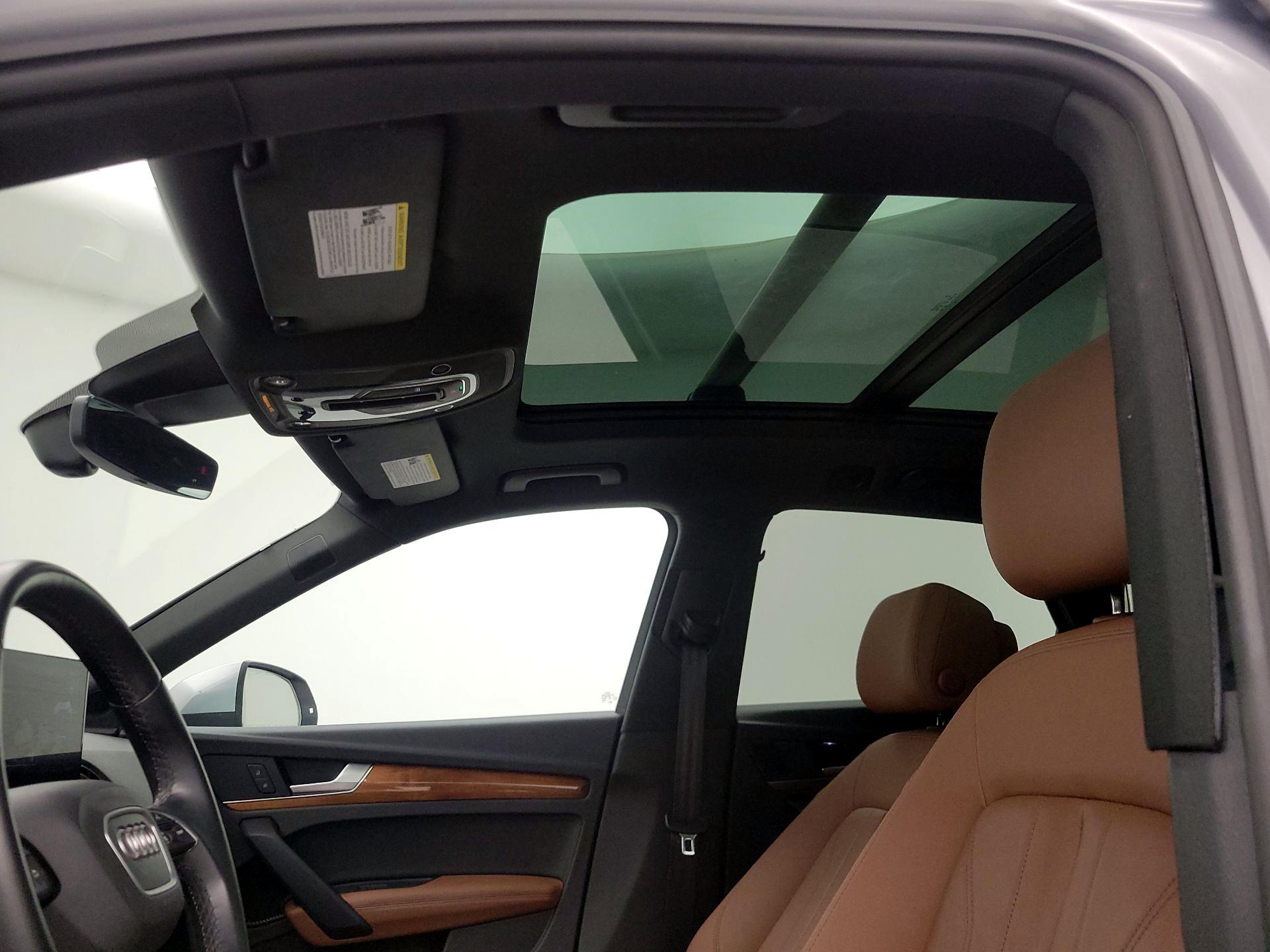 Thumbnail: 2022 Audi Q5 - 17