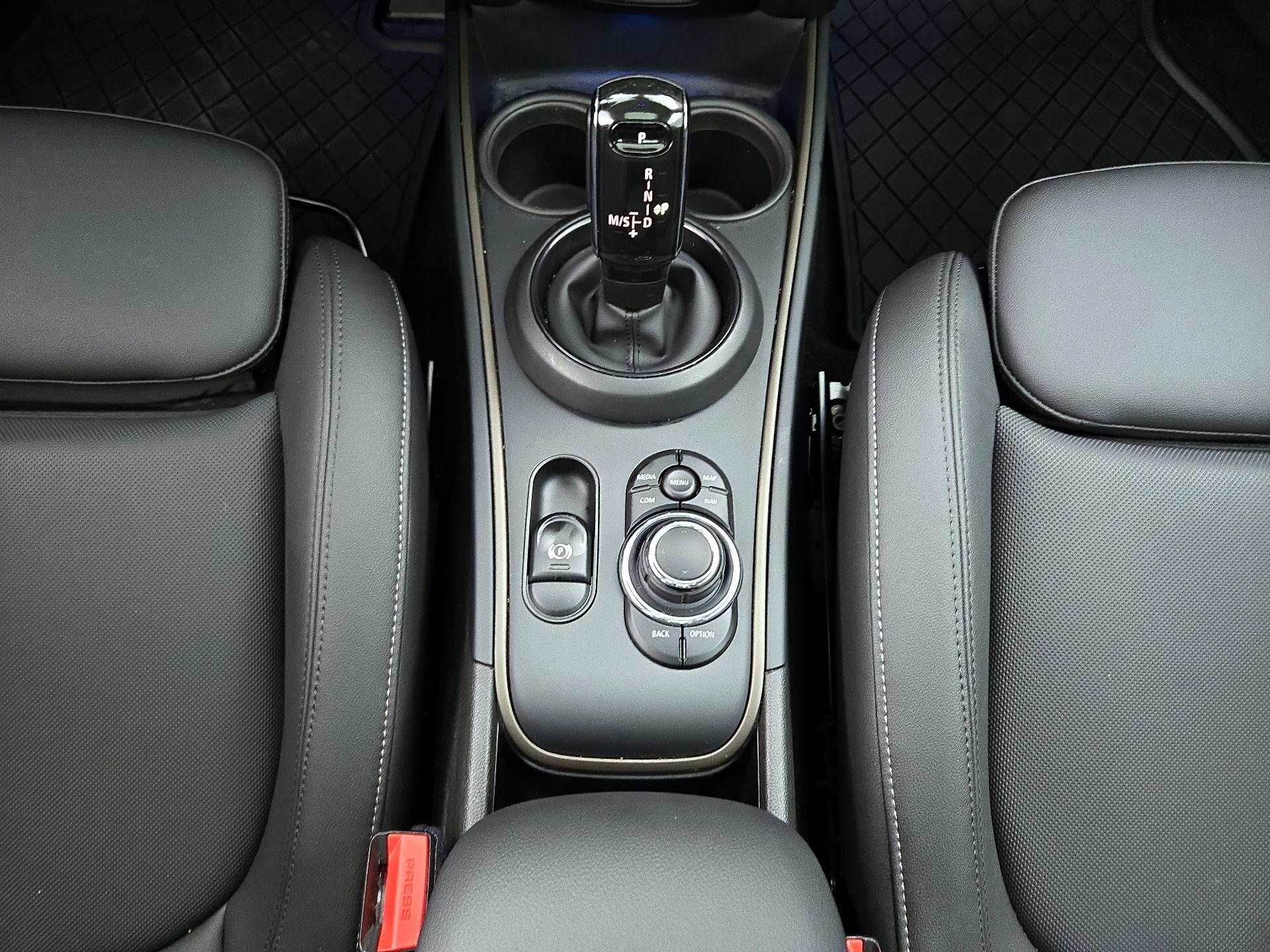Thumbnail: 2024 MINI Cooper Countryman - 17