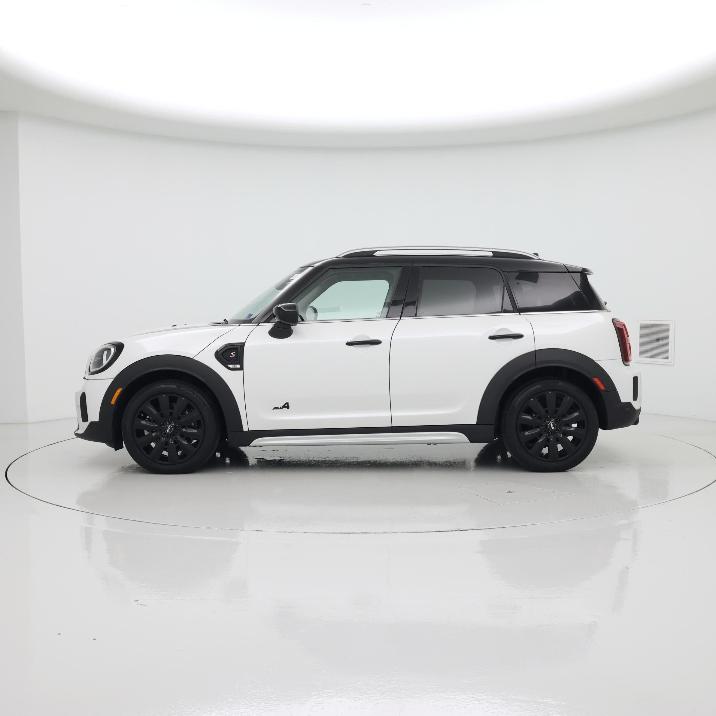 Thumbnail: 2024 MINI Cooper Countryman - 3