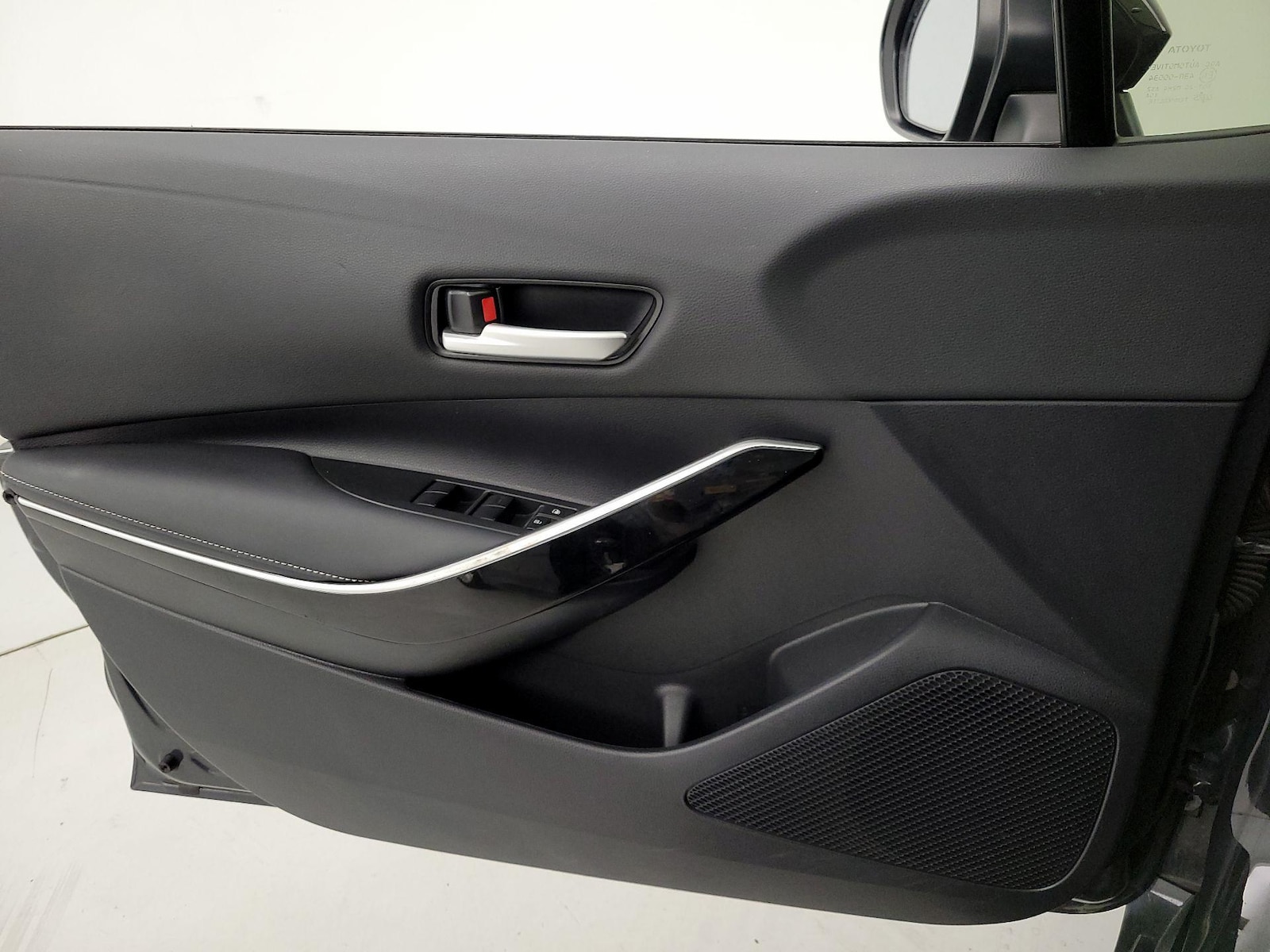 2023 Toyota Corolla XLE - Photo 13
