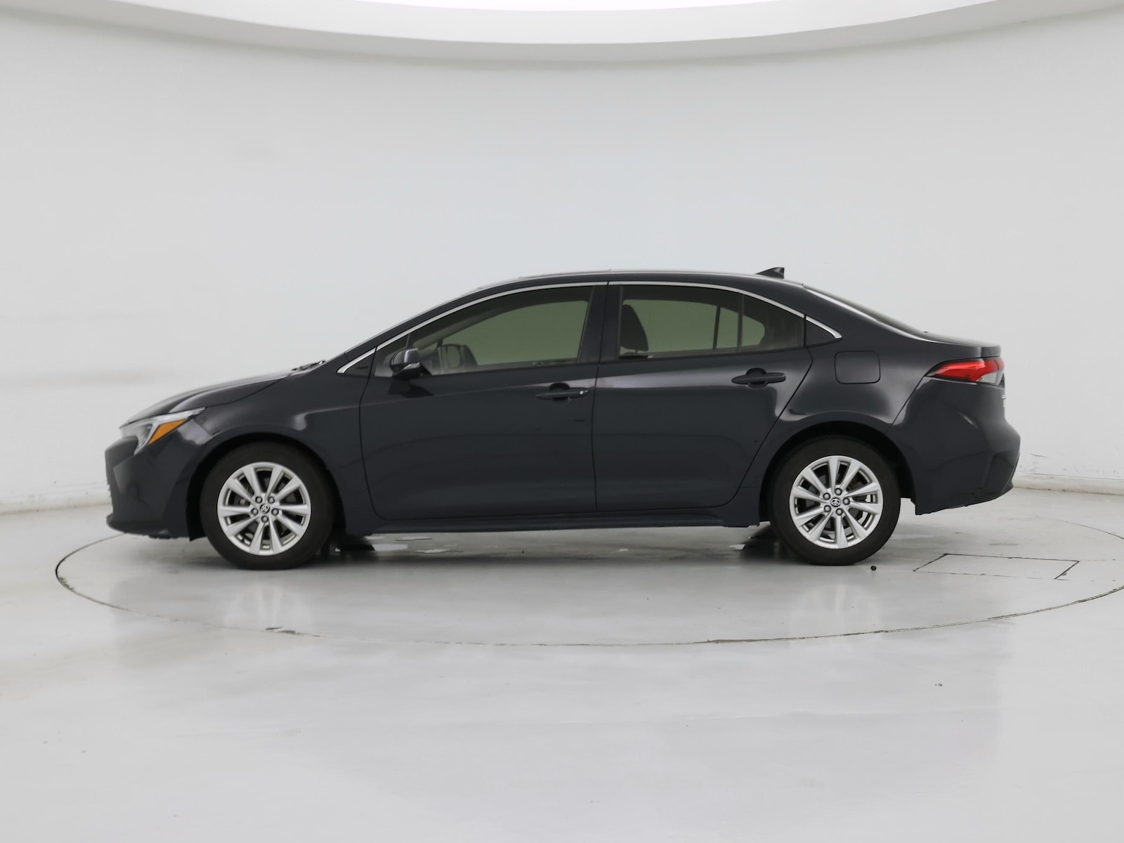 2023 Toyota Corolla XLE - Photo 4