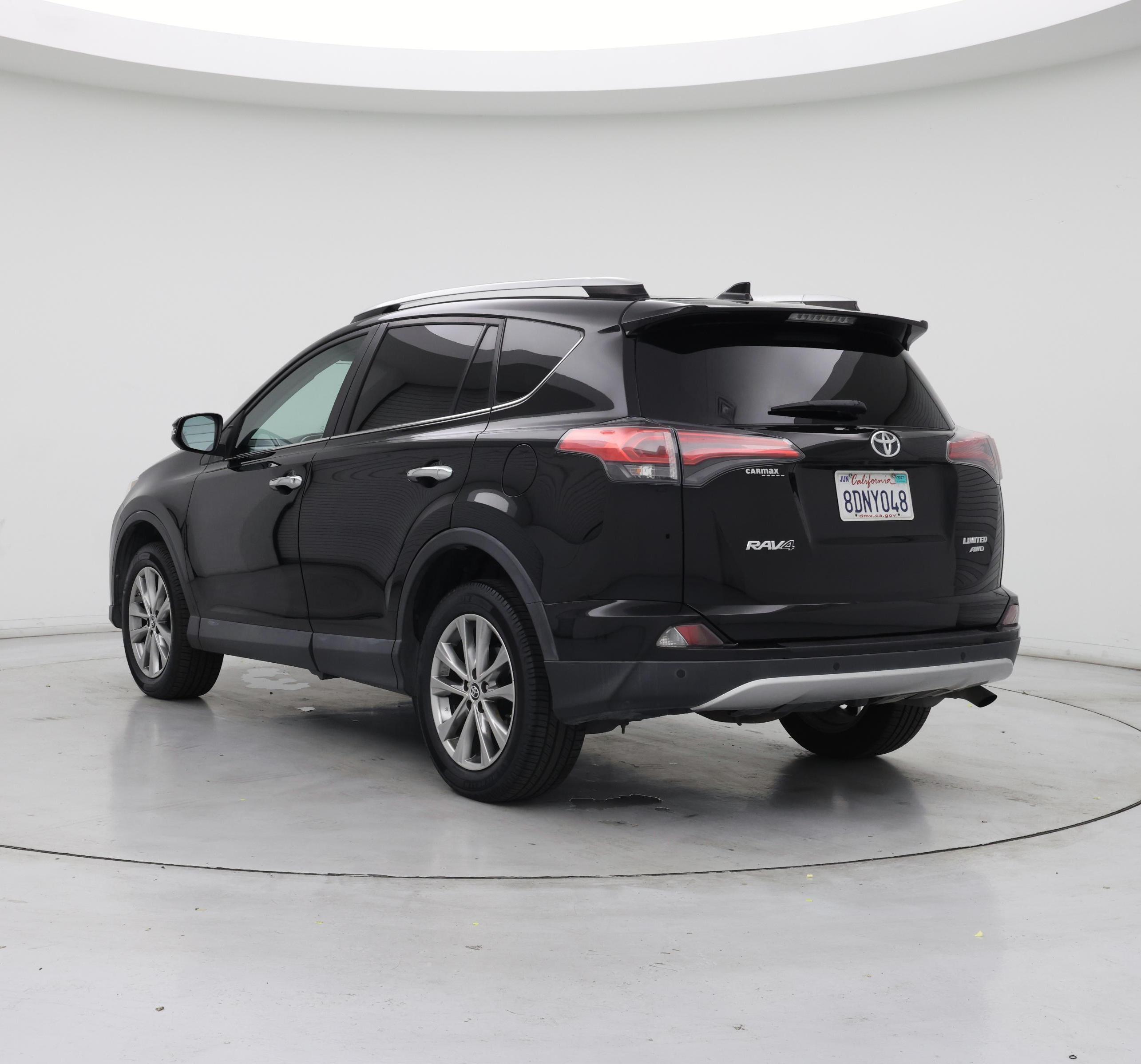 Thumbnail: 2016 Toyota RAV4 - 2