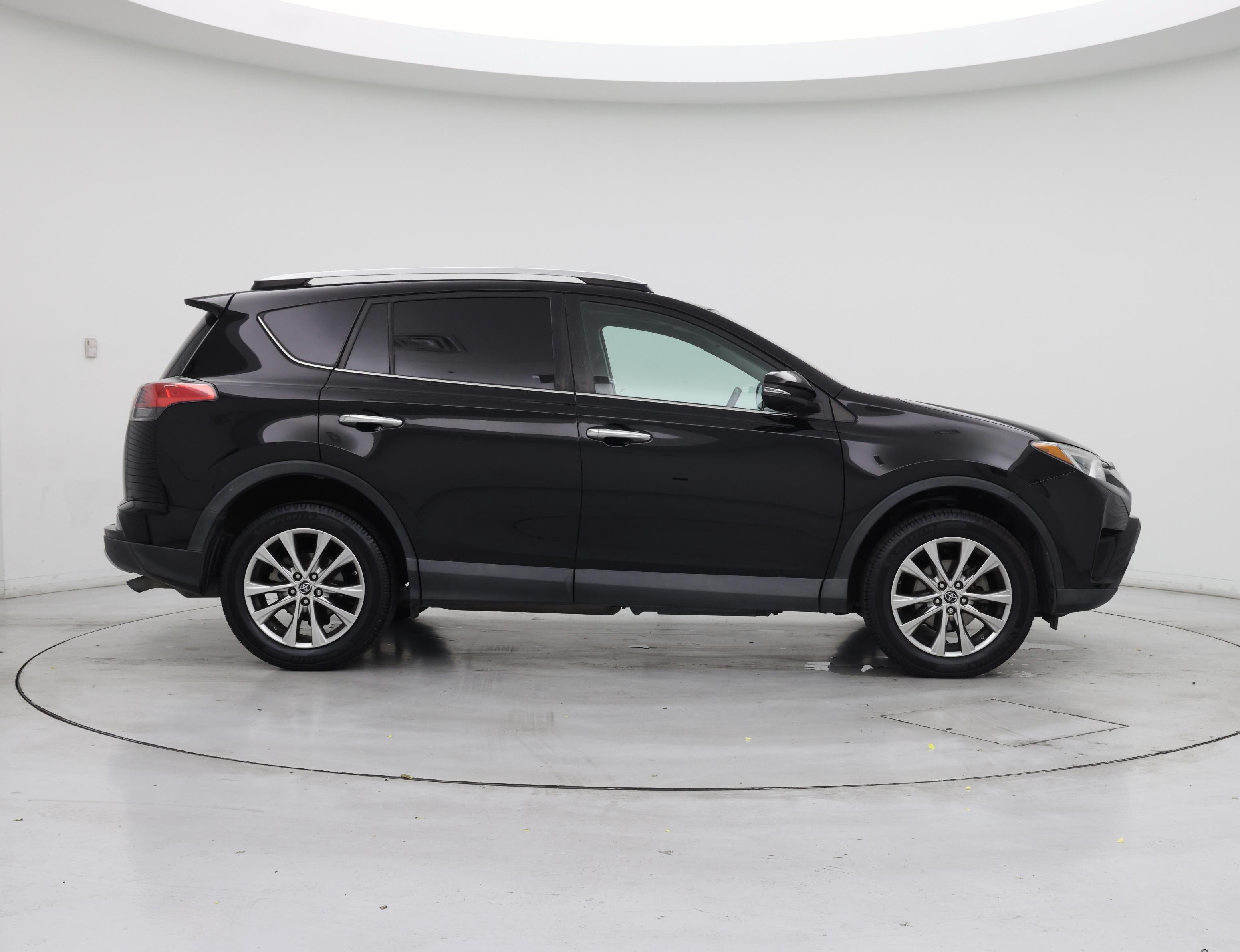 Thumbnail: 2016 Toyota RAV4 - 7