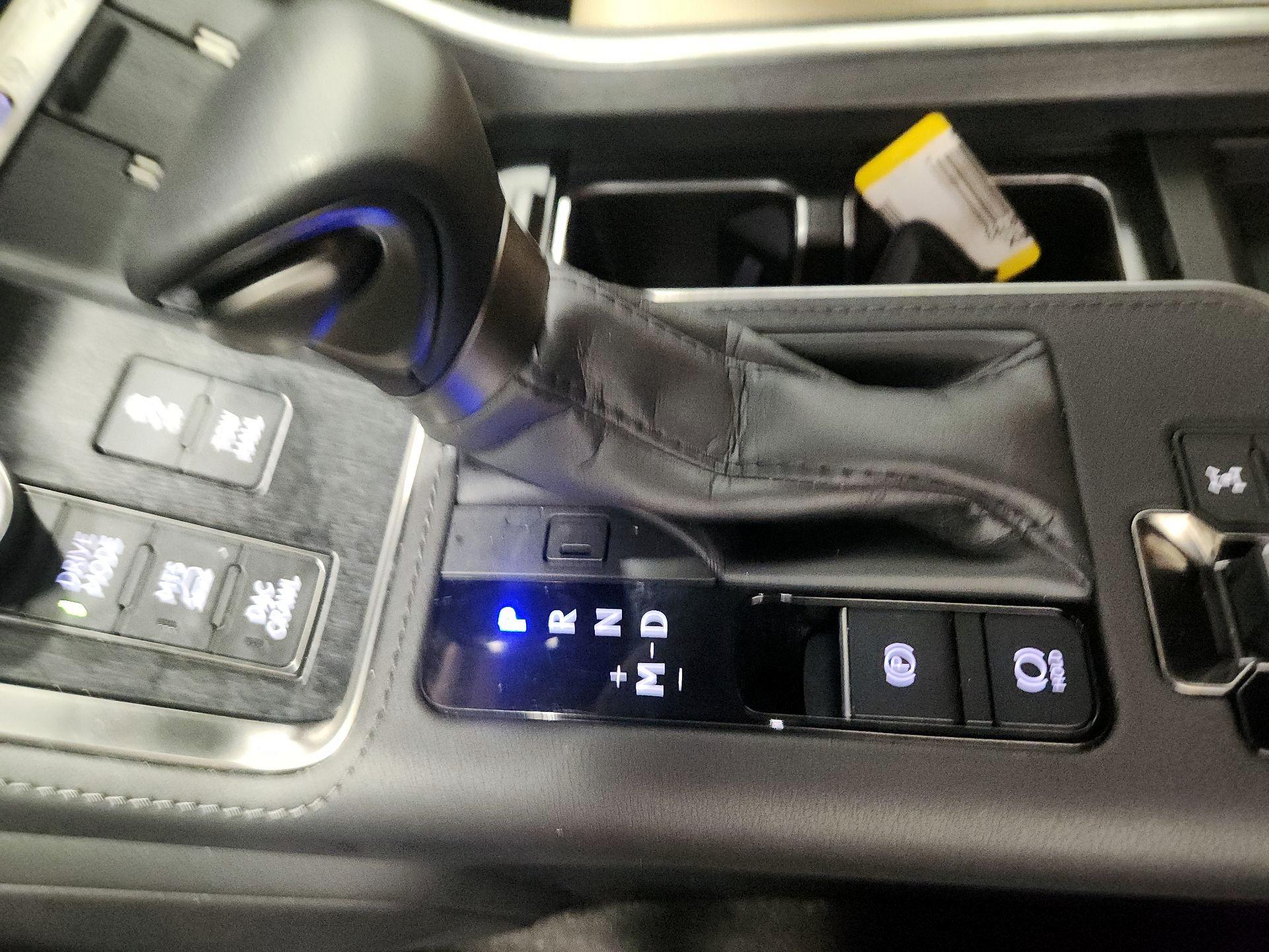 Thumbnail: 2025 Lexus GX - 17