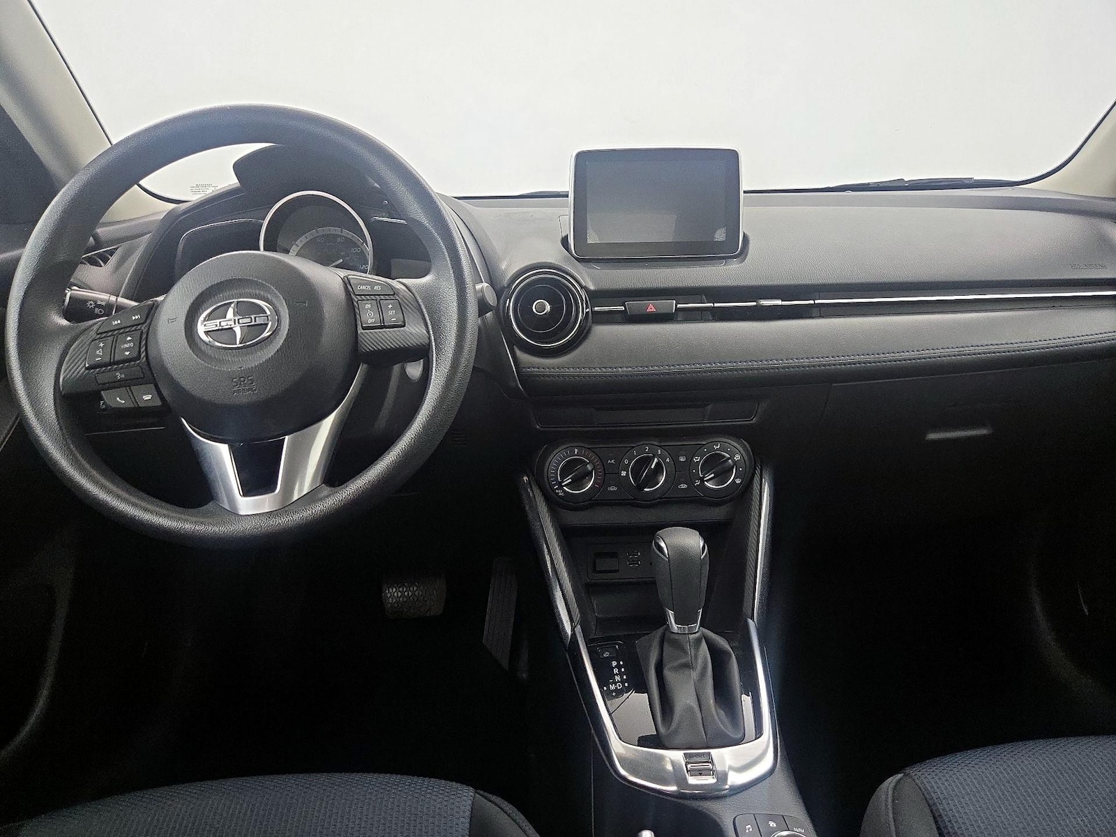 2016 Scion iA Base - Photo 10