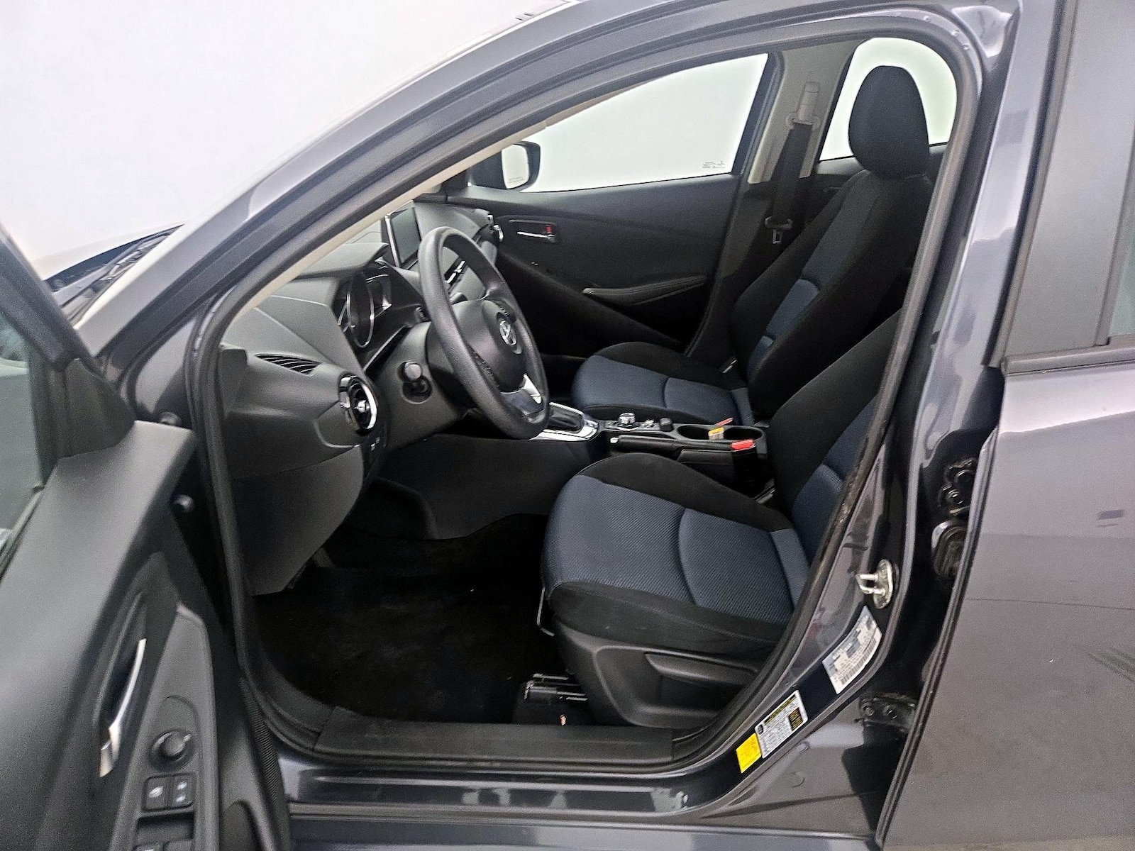 2016 Scion iA Base - Photo 12