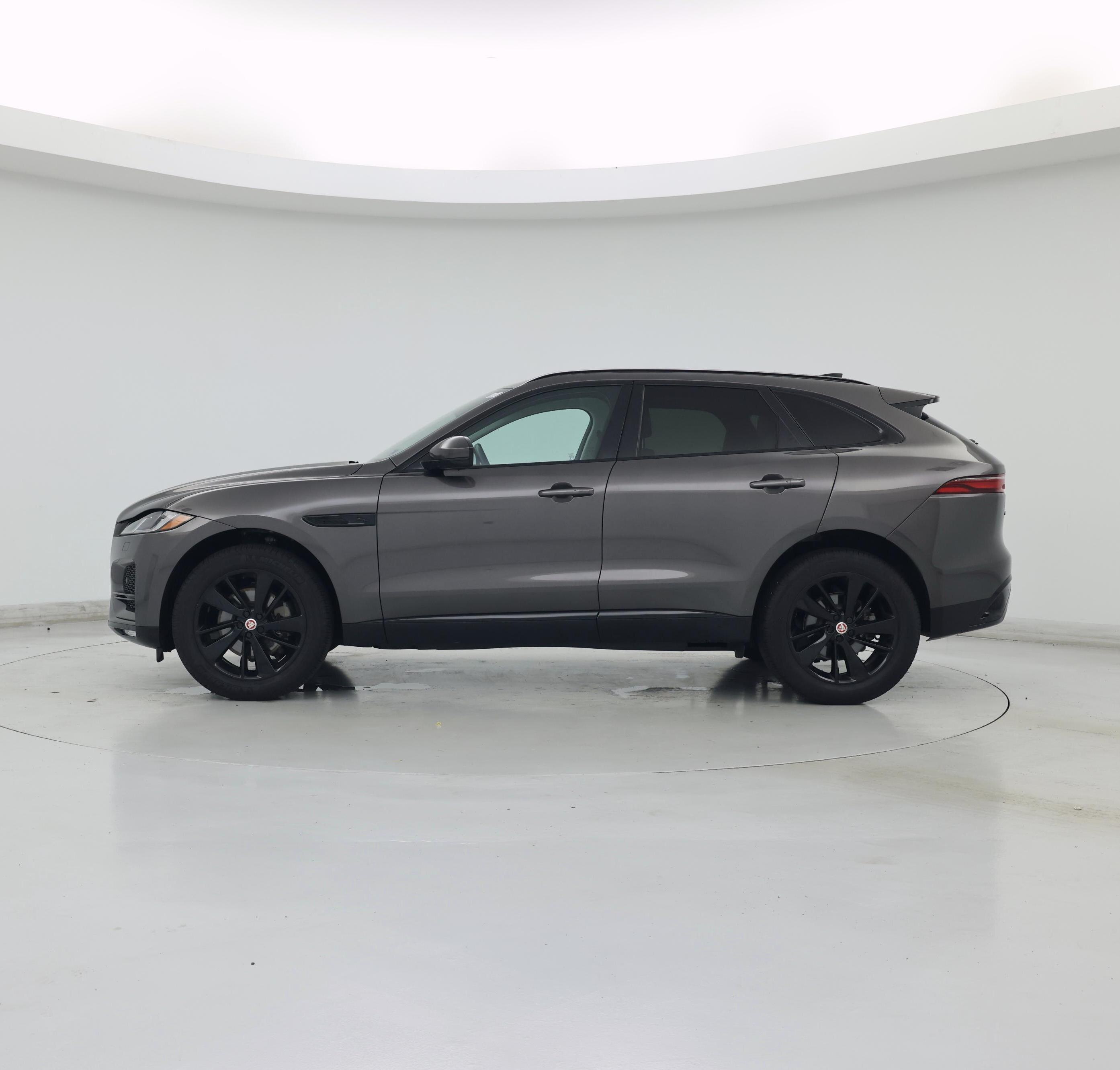 Thumbnail: 2022 Jaguar F-Pace - 3