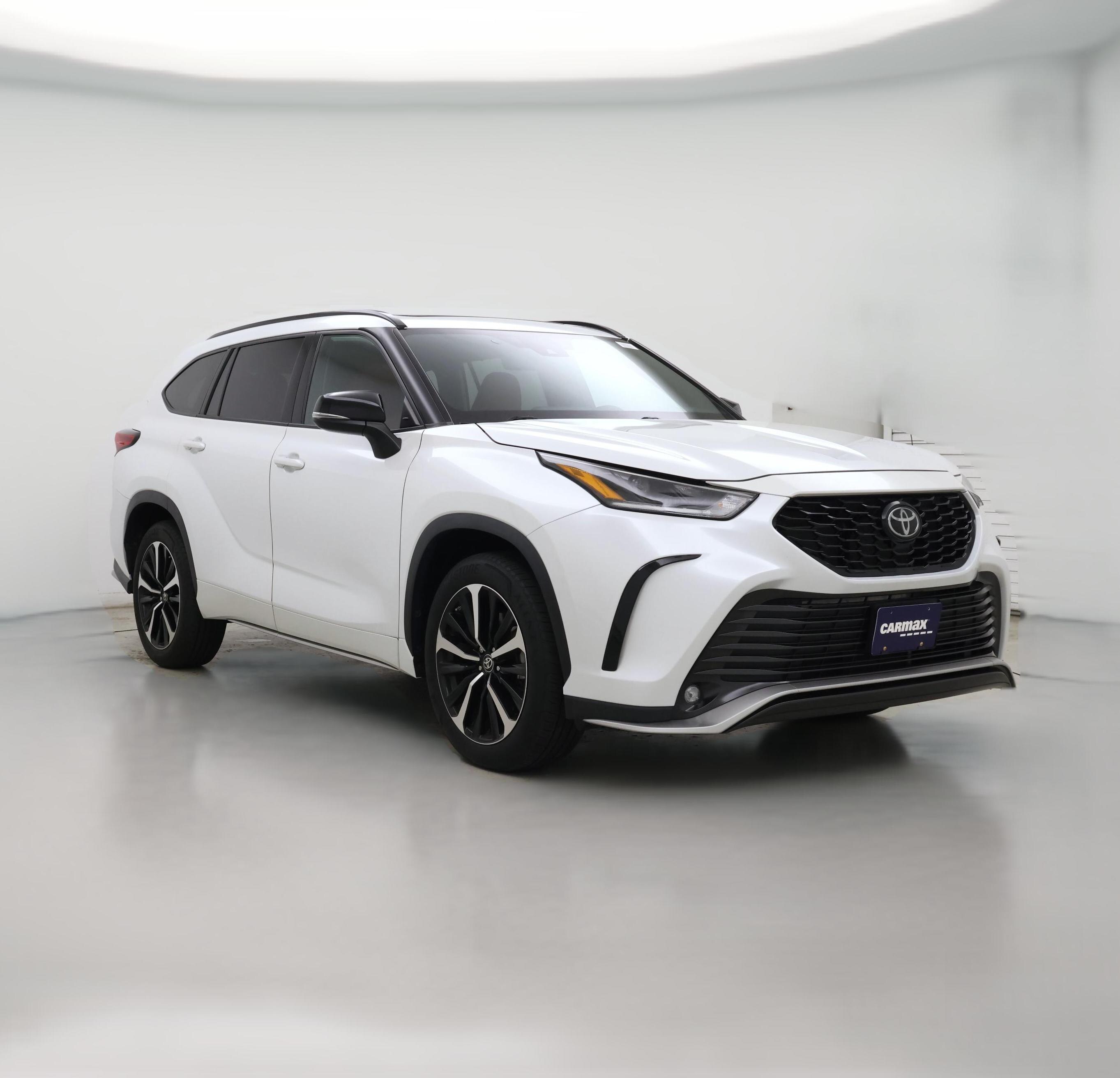 Thumbnail: 2022 Toyota Highlander - 1