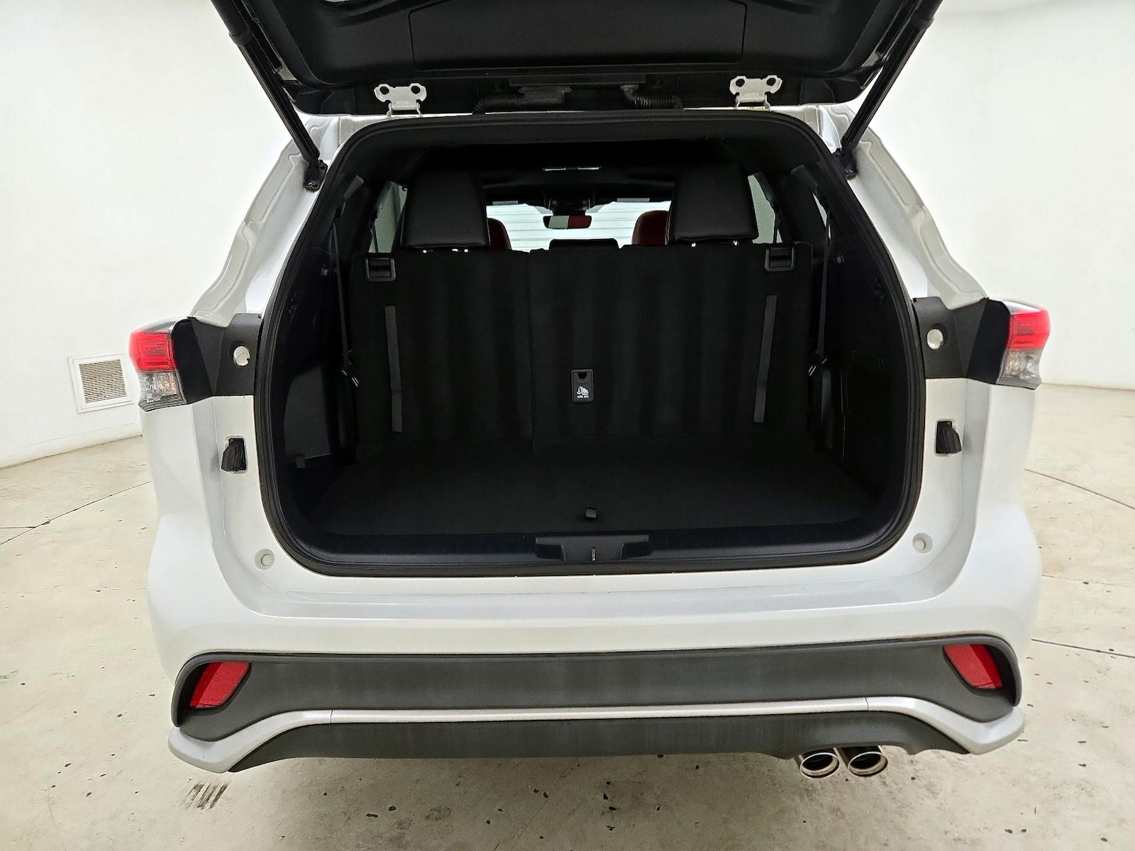 2022 Toyota Highlander XSE - Photo 22