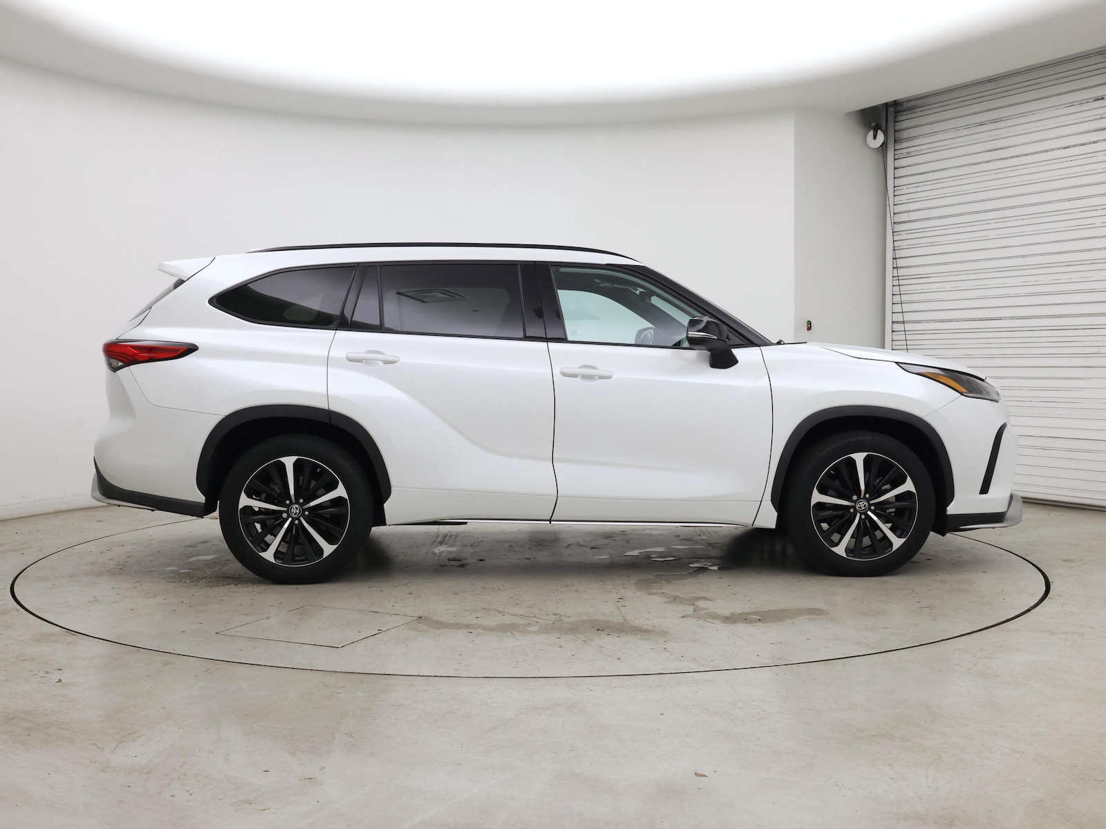 2022 Toyota Highlander XSE - Photo 8