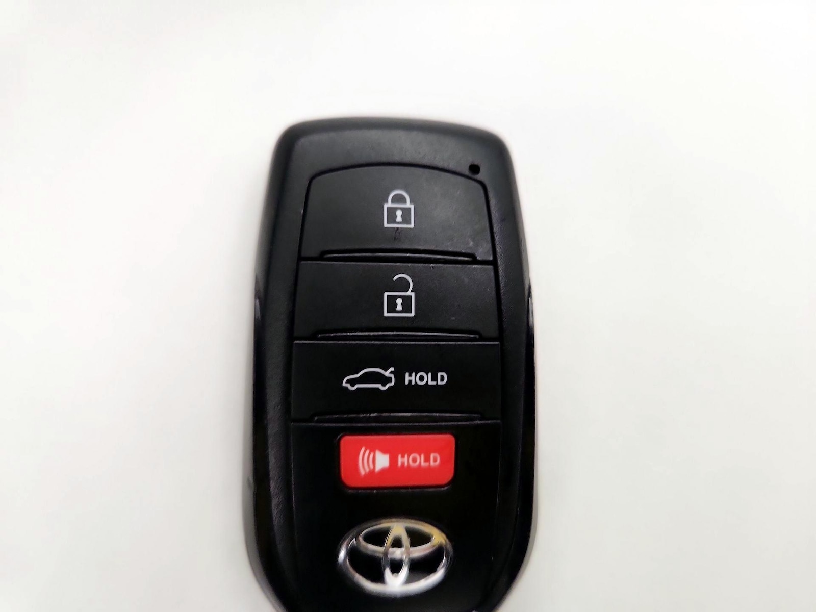 2025 Toyota Camry LE - Photo 23