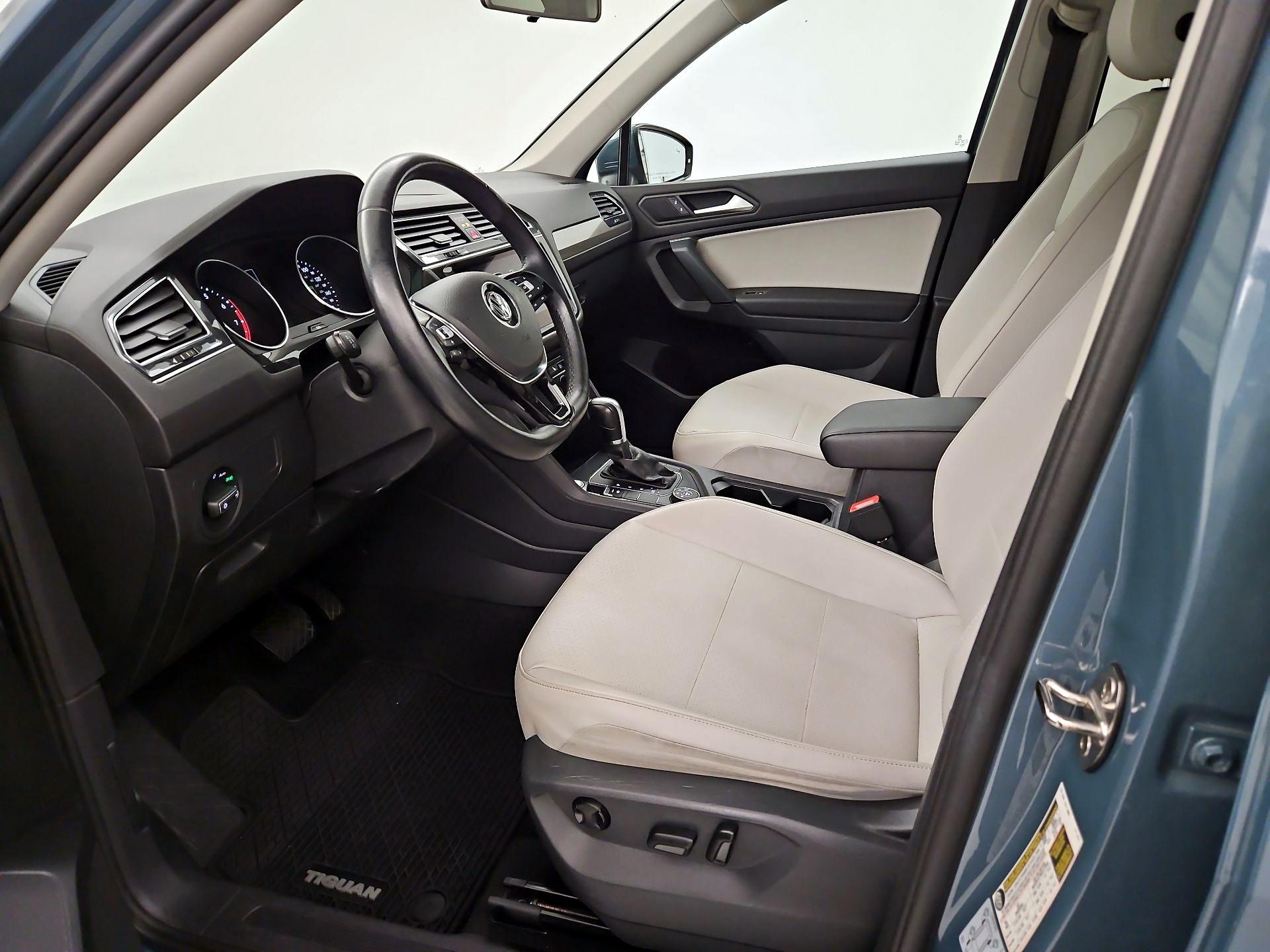 Thumbnail: 2019 Volkswagen Tiguan - 11