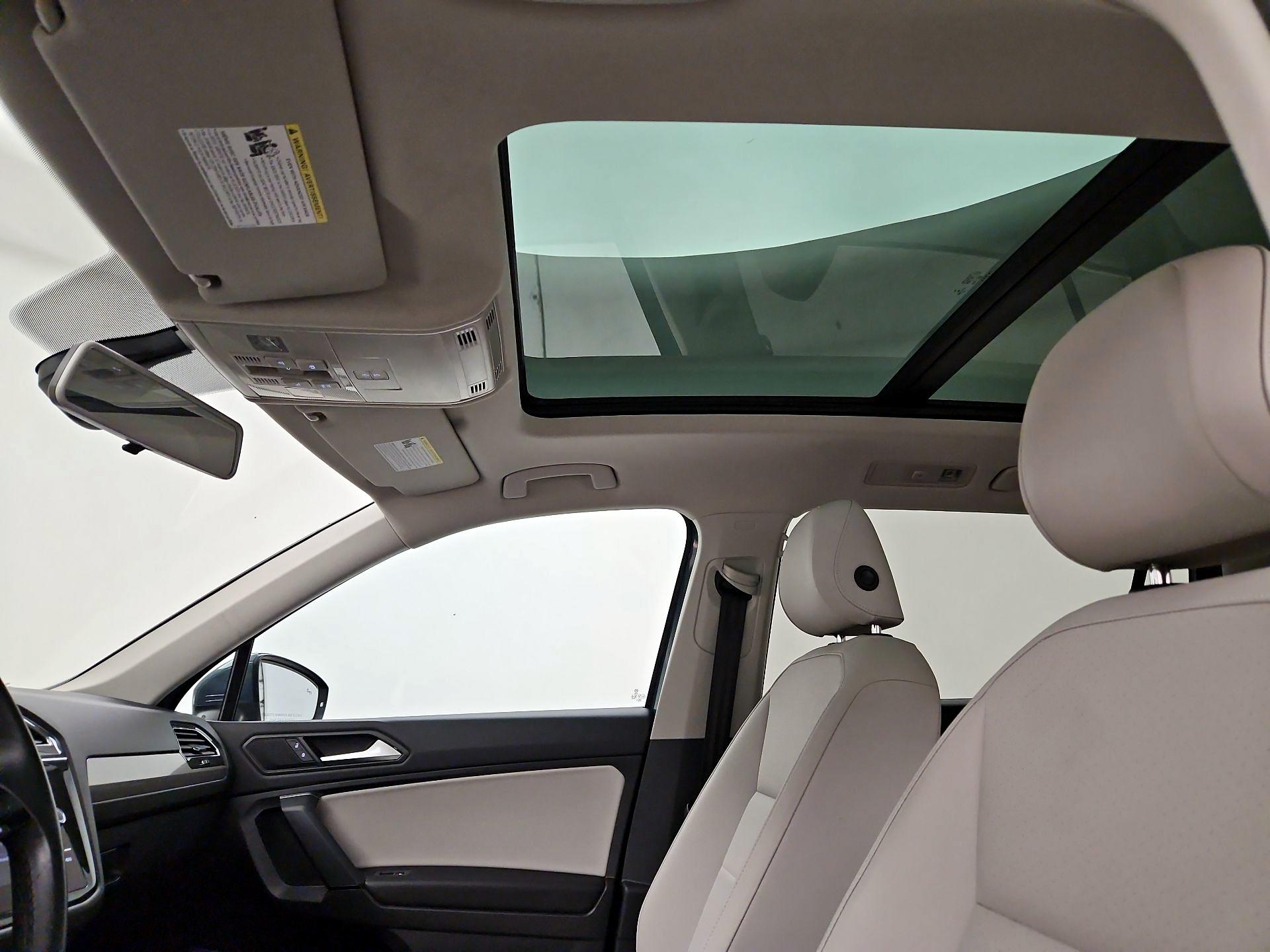 Thumbnail: 2019 Volkswagen Tiguan - 19
