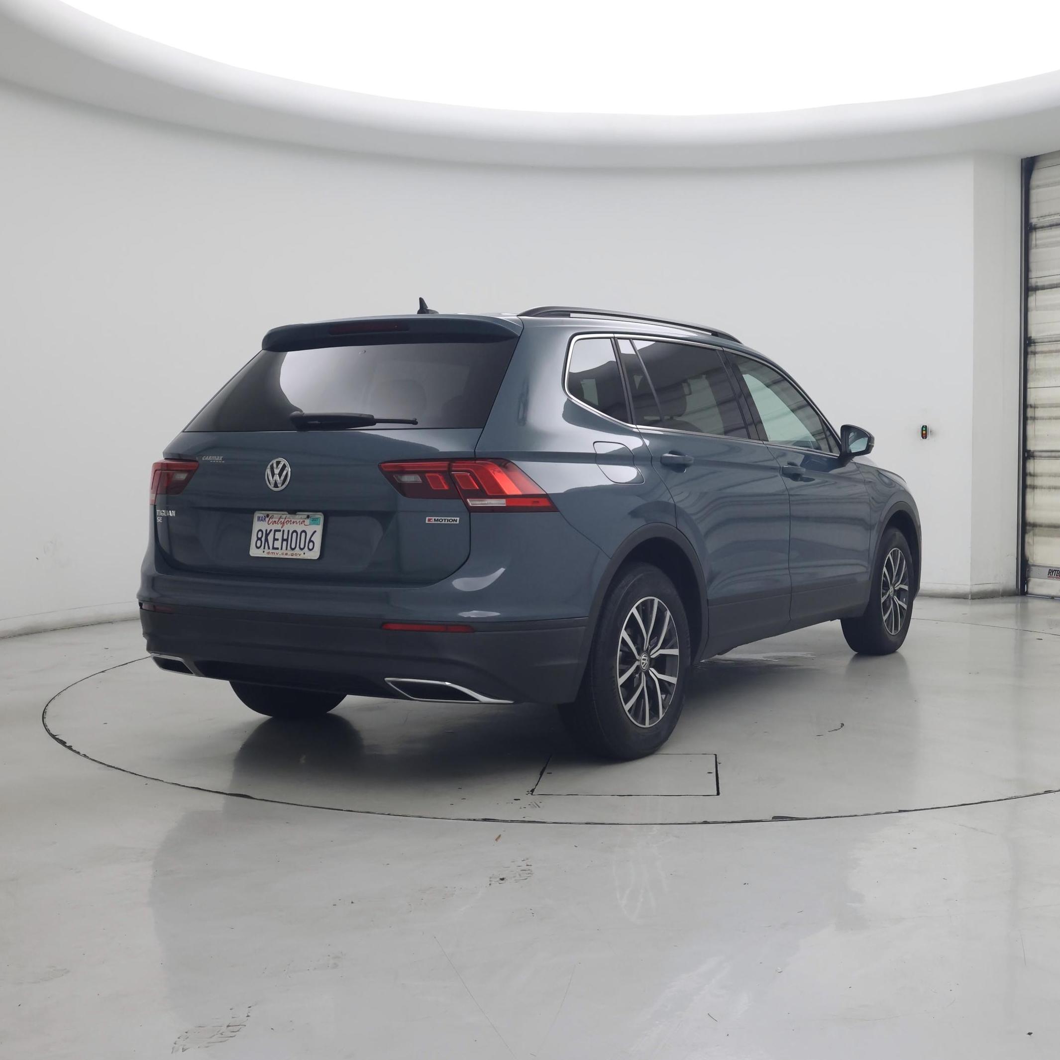 Thumbnail: 2019 Volkswagen Tiguan - 8