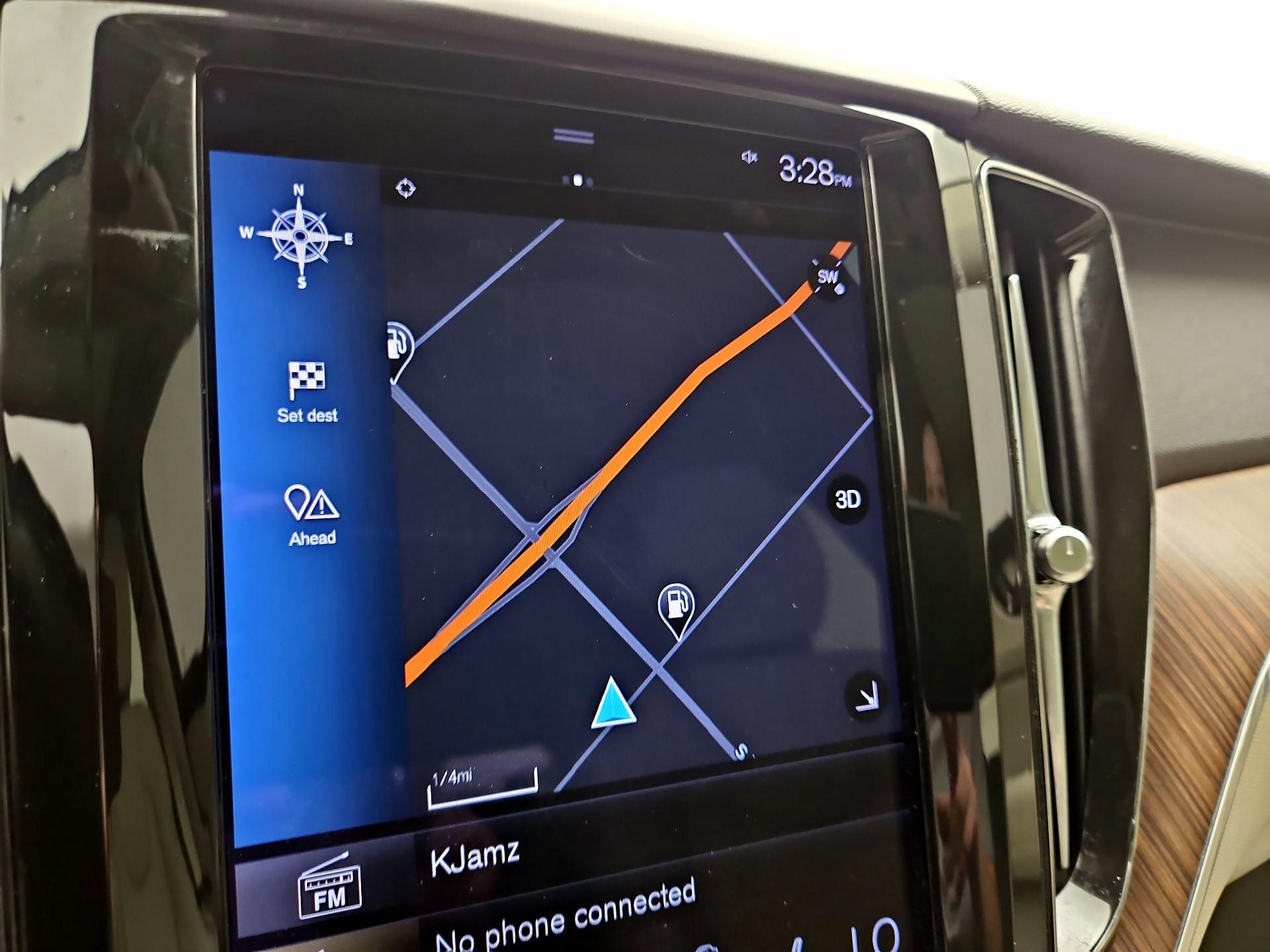 Thumbnail: 2021 Volvo XC60 - 14