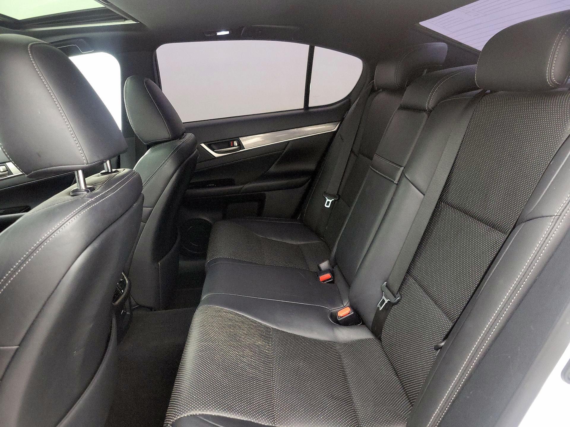 Thumbnail: 2015 Lexus GS - 20