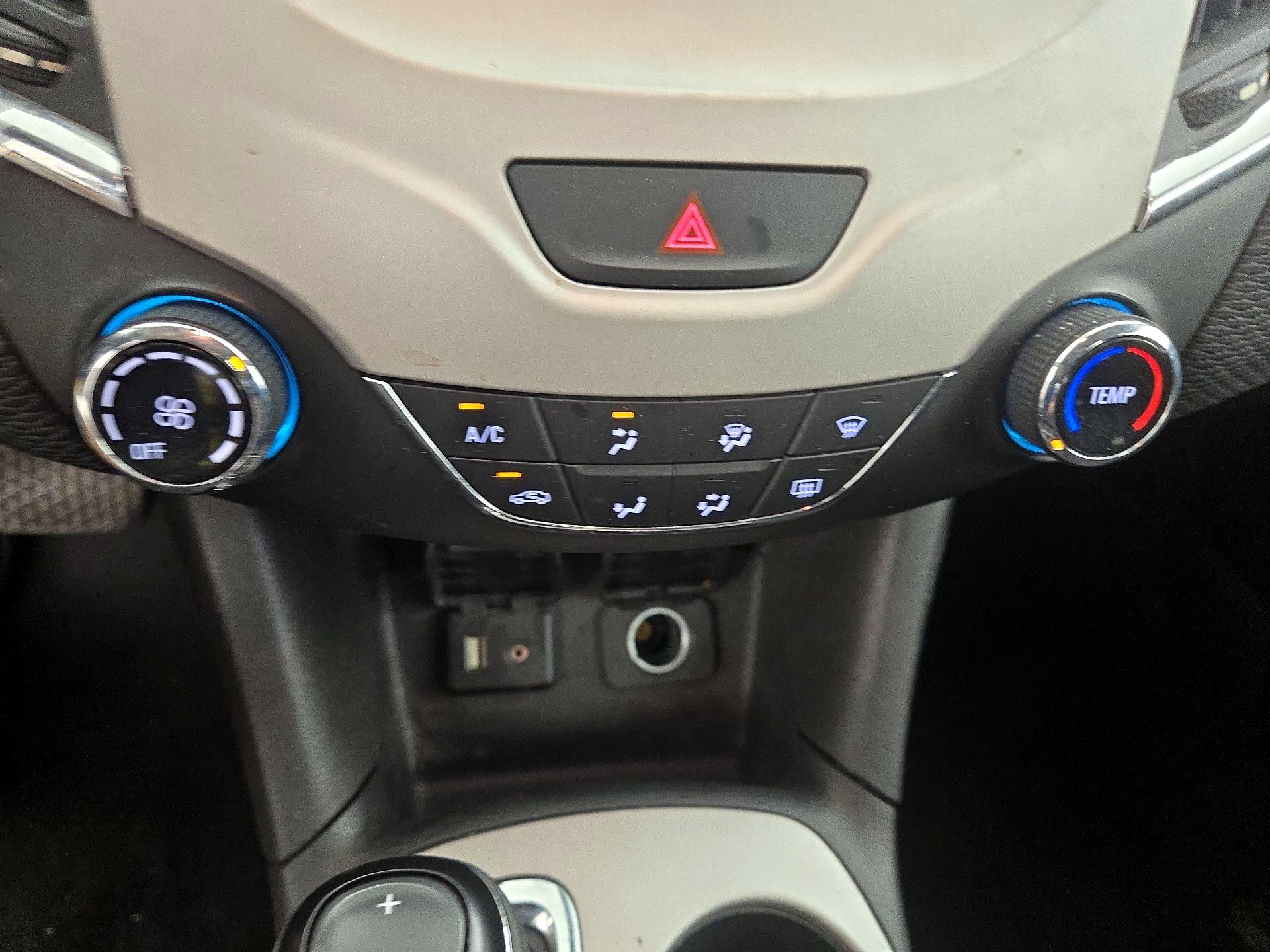 Thumbnail: 2016 Chevrolet Cruze - 16