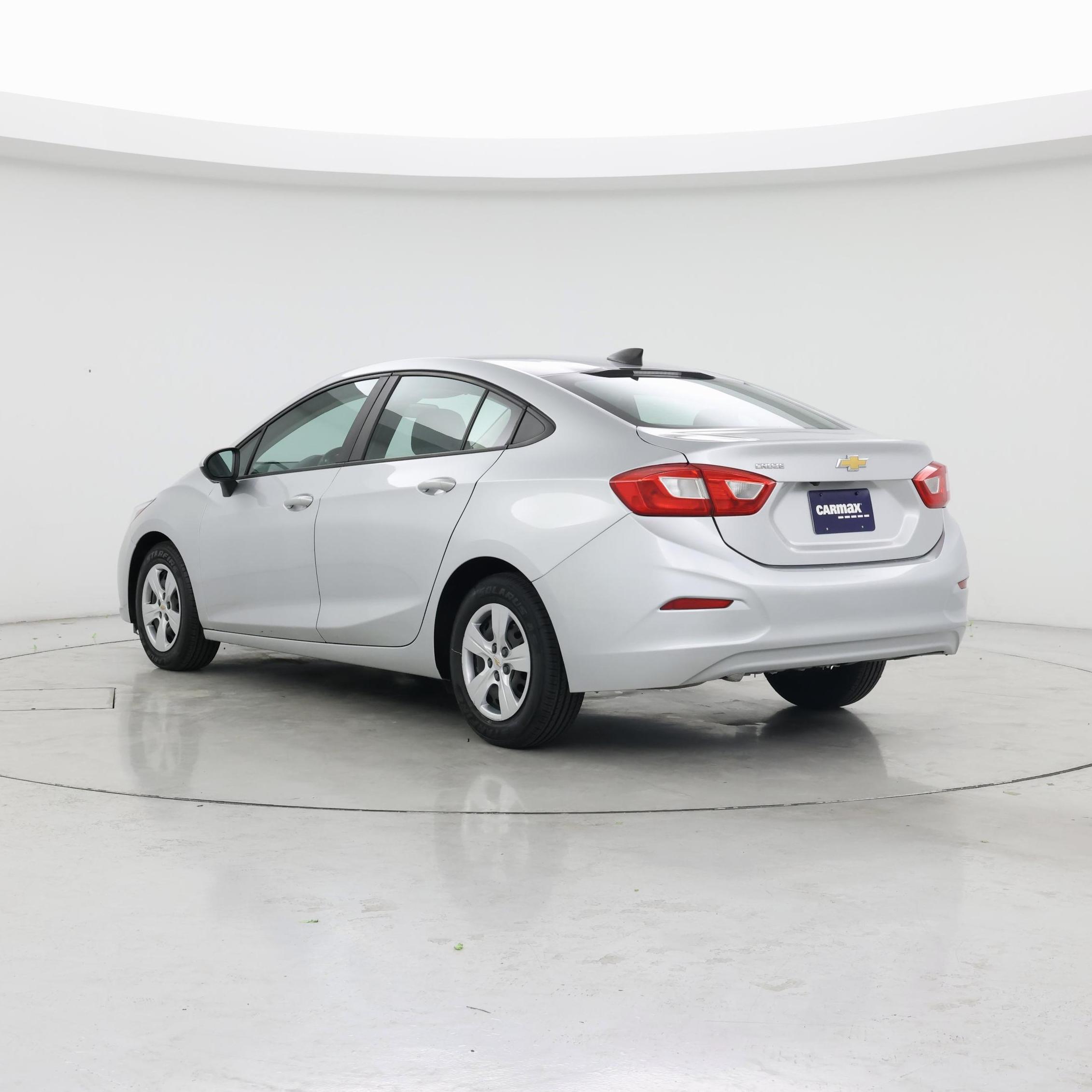 Thumbnail: 2016 Chevrolet Cruze - 2