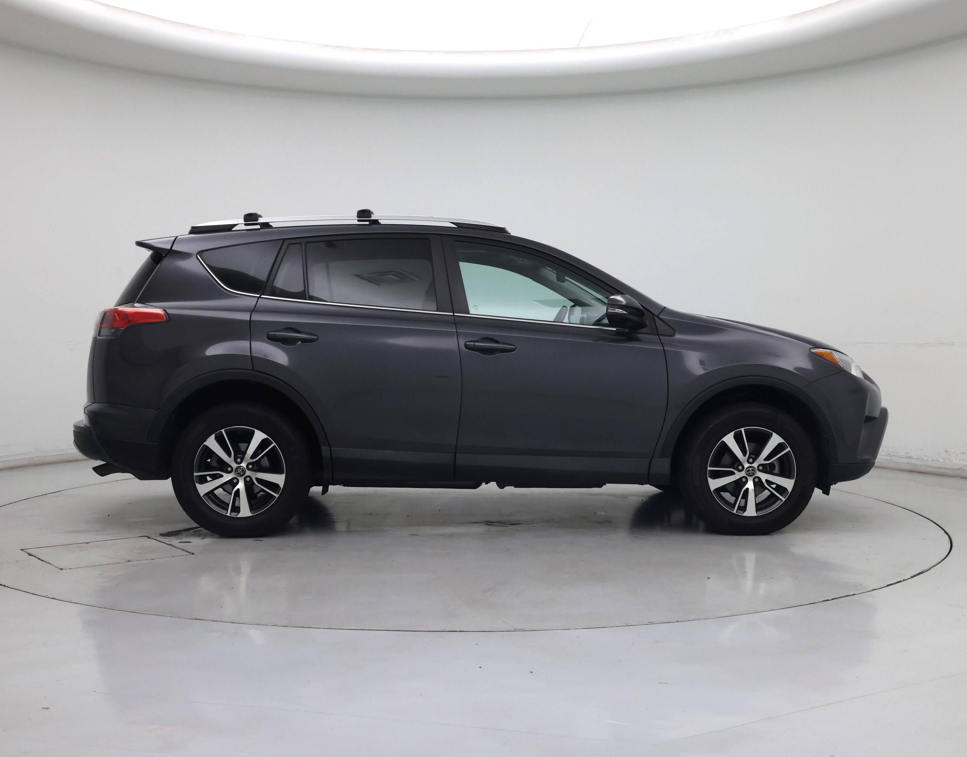 Thumbnail: 2016 Toyota RAV4 - 7