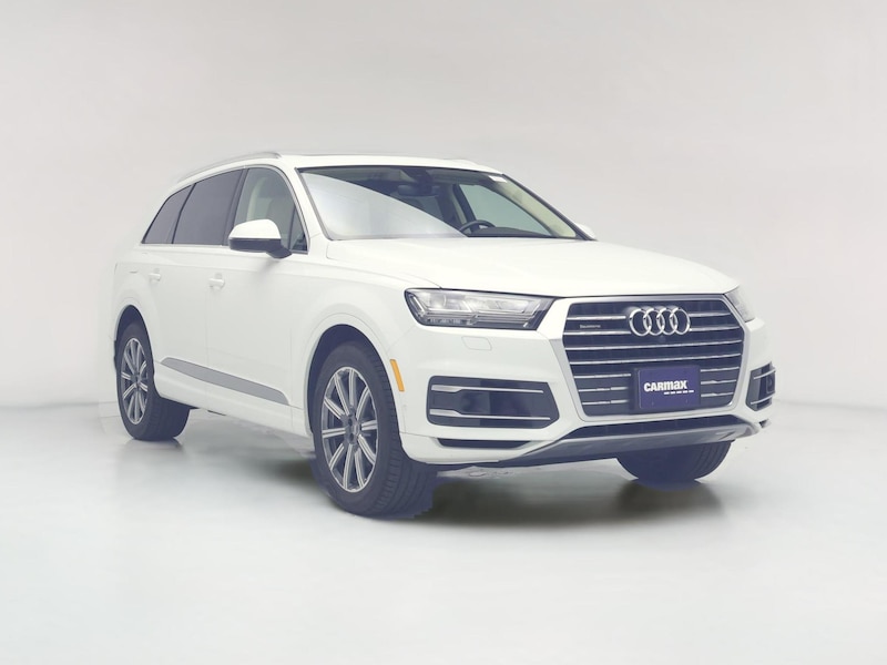 2019 Audi Q7 Premium Plus -
                  Naperville, IL