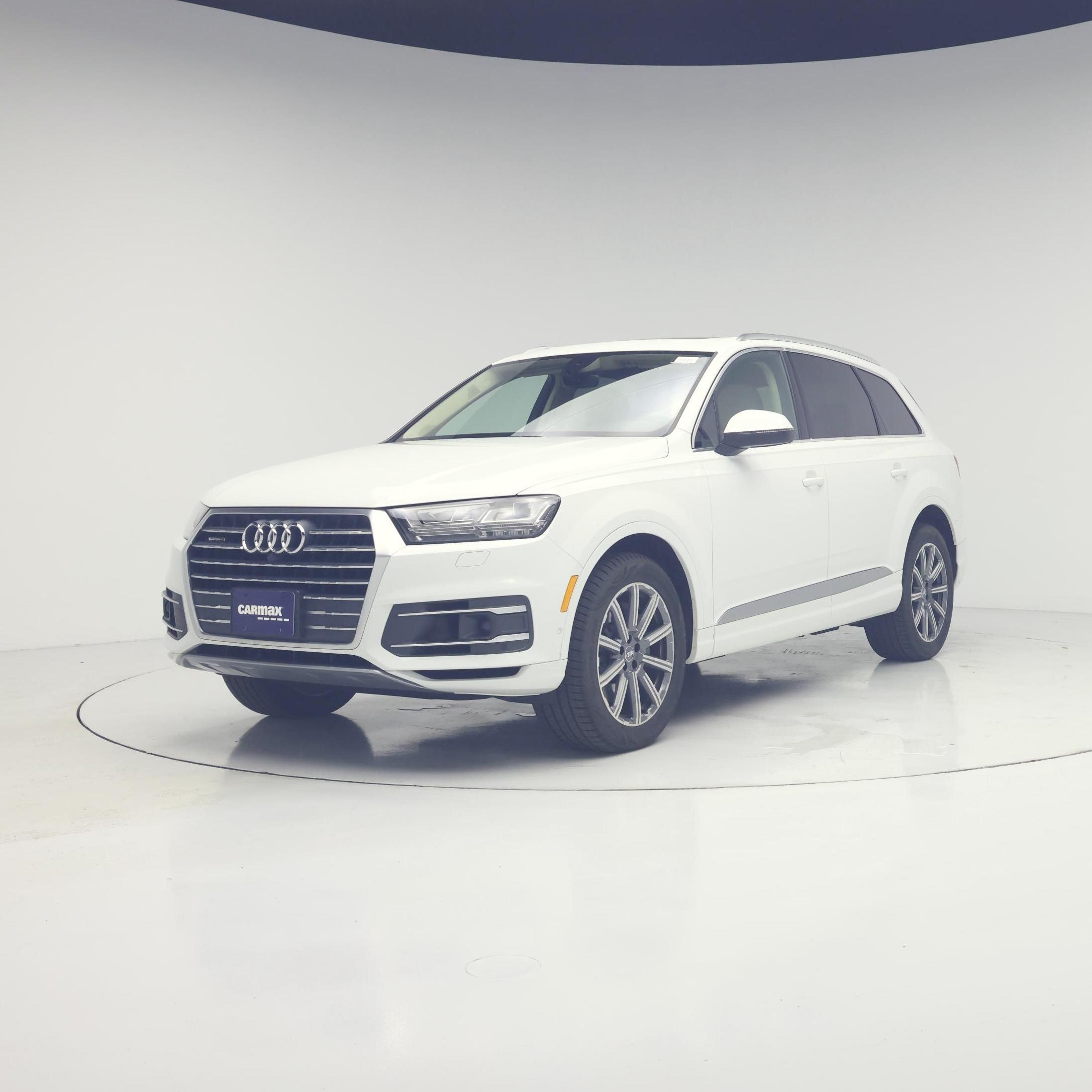 Thumbnail: 2019 Audi Q7 - 4