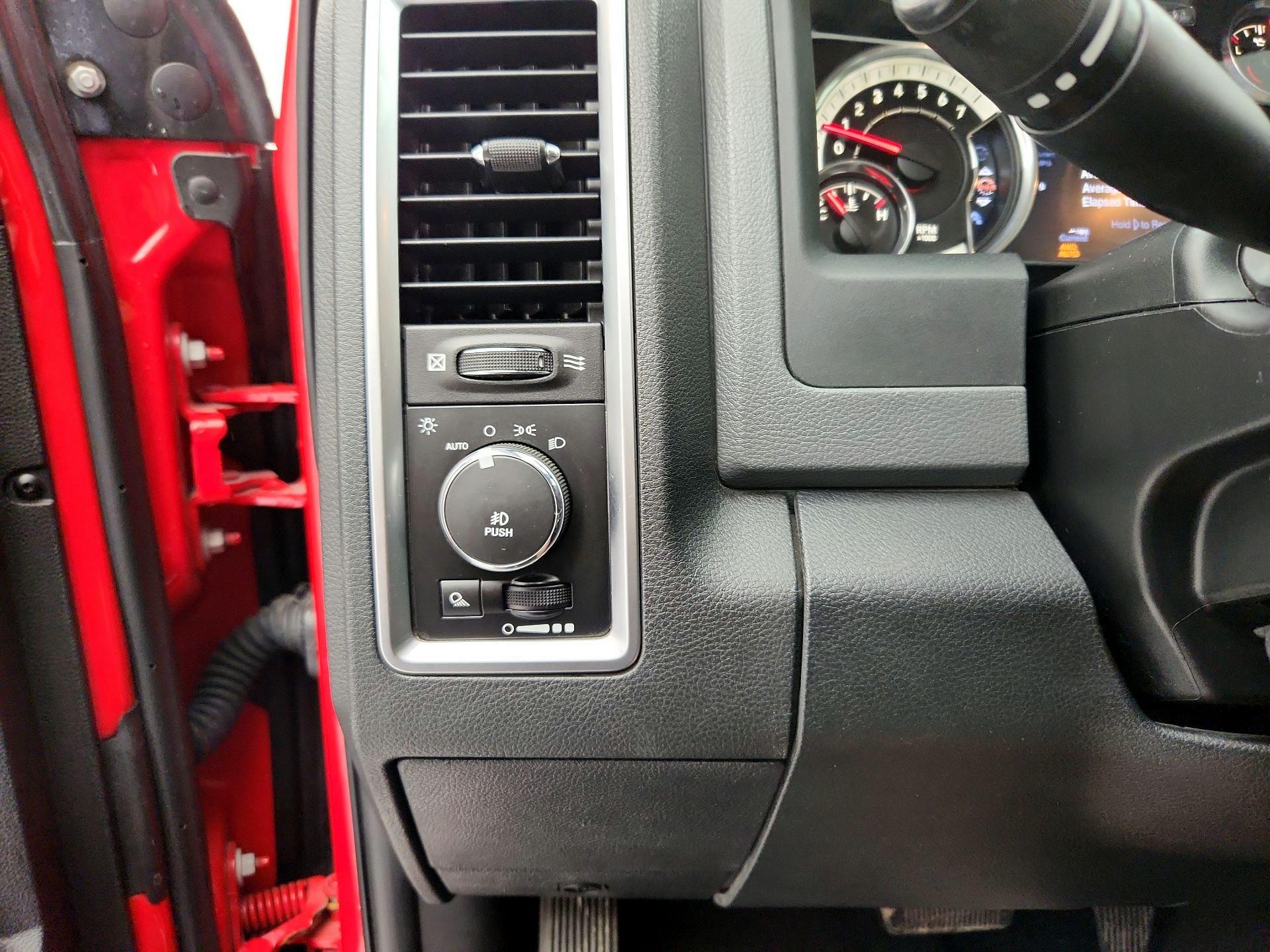 Thumbnail: 2016 RAM 1500 - 13
