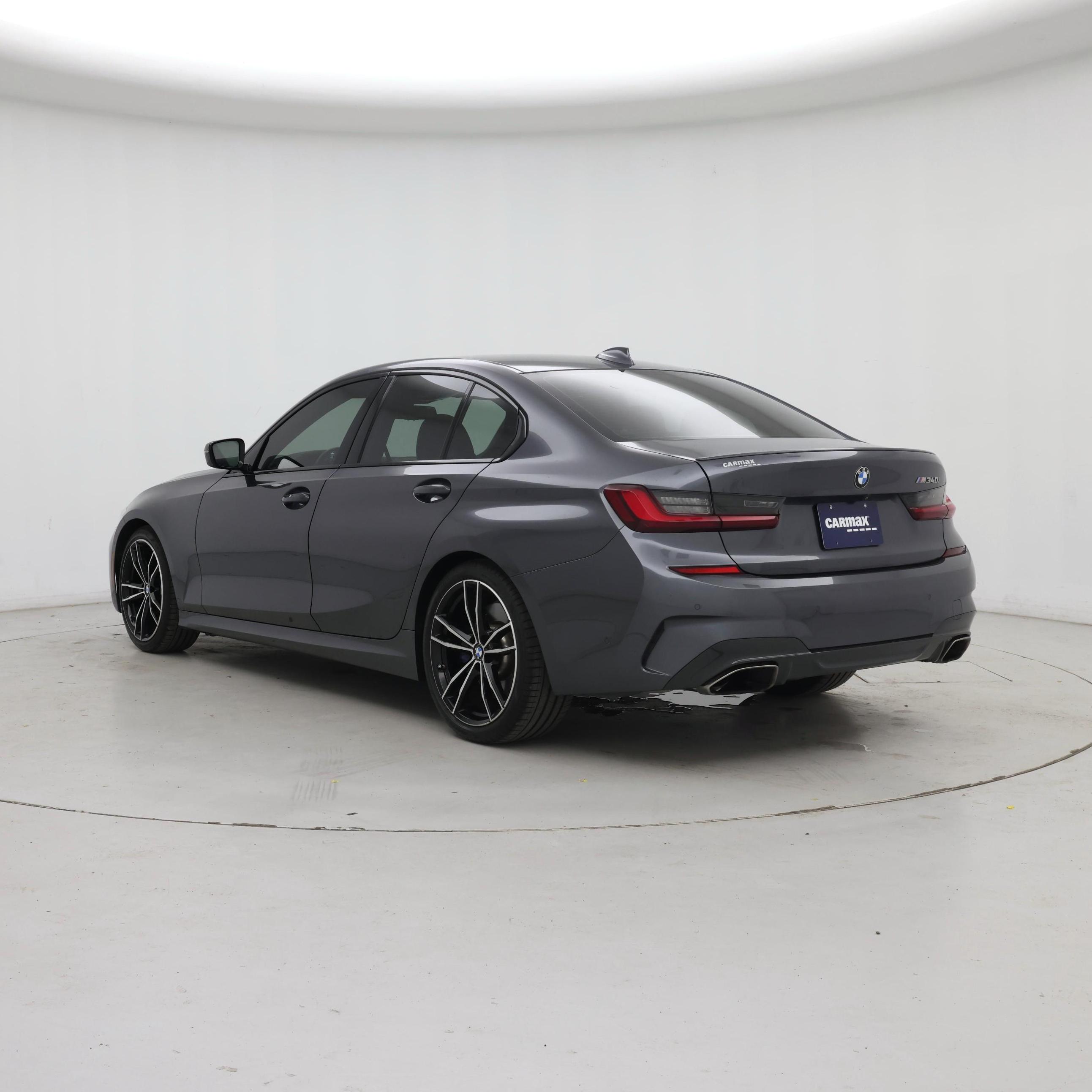 Thumbnail: 2022 BMW 3 Series - 2