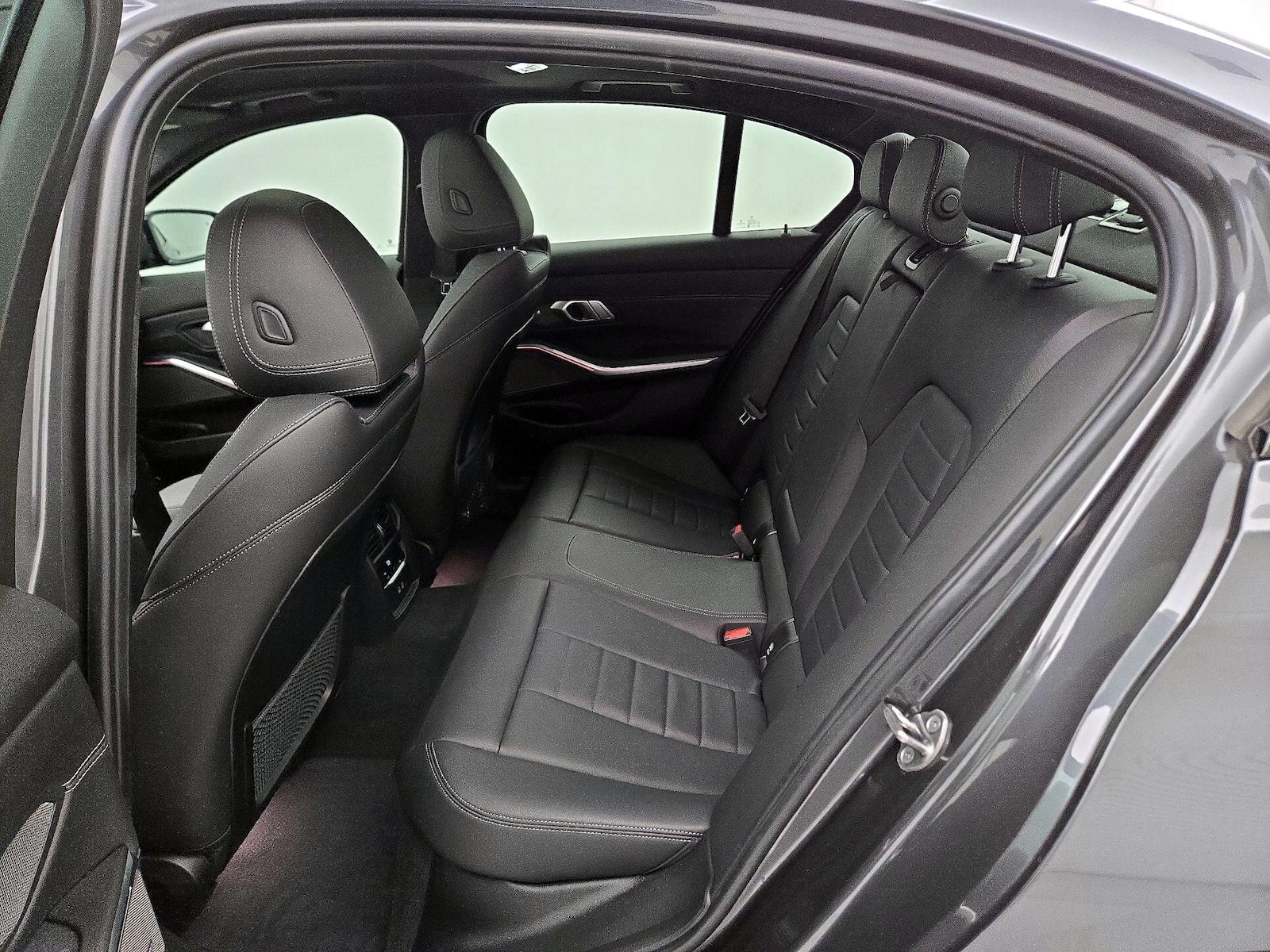 2022 BMW 3 Series M340i - Photo 22