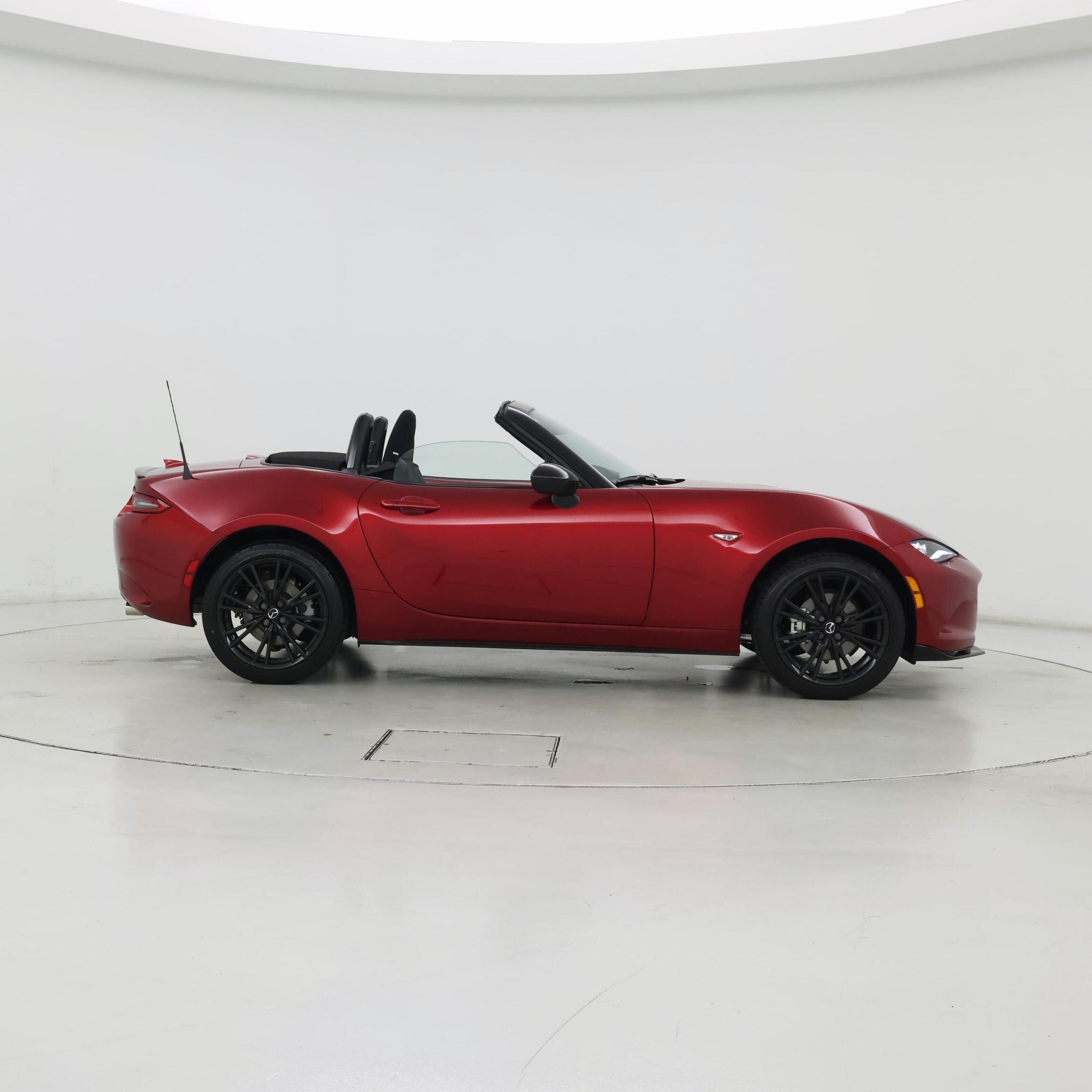 Thumbnail: 2026 Mazda MX-5 Miata - 7