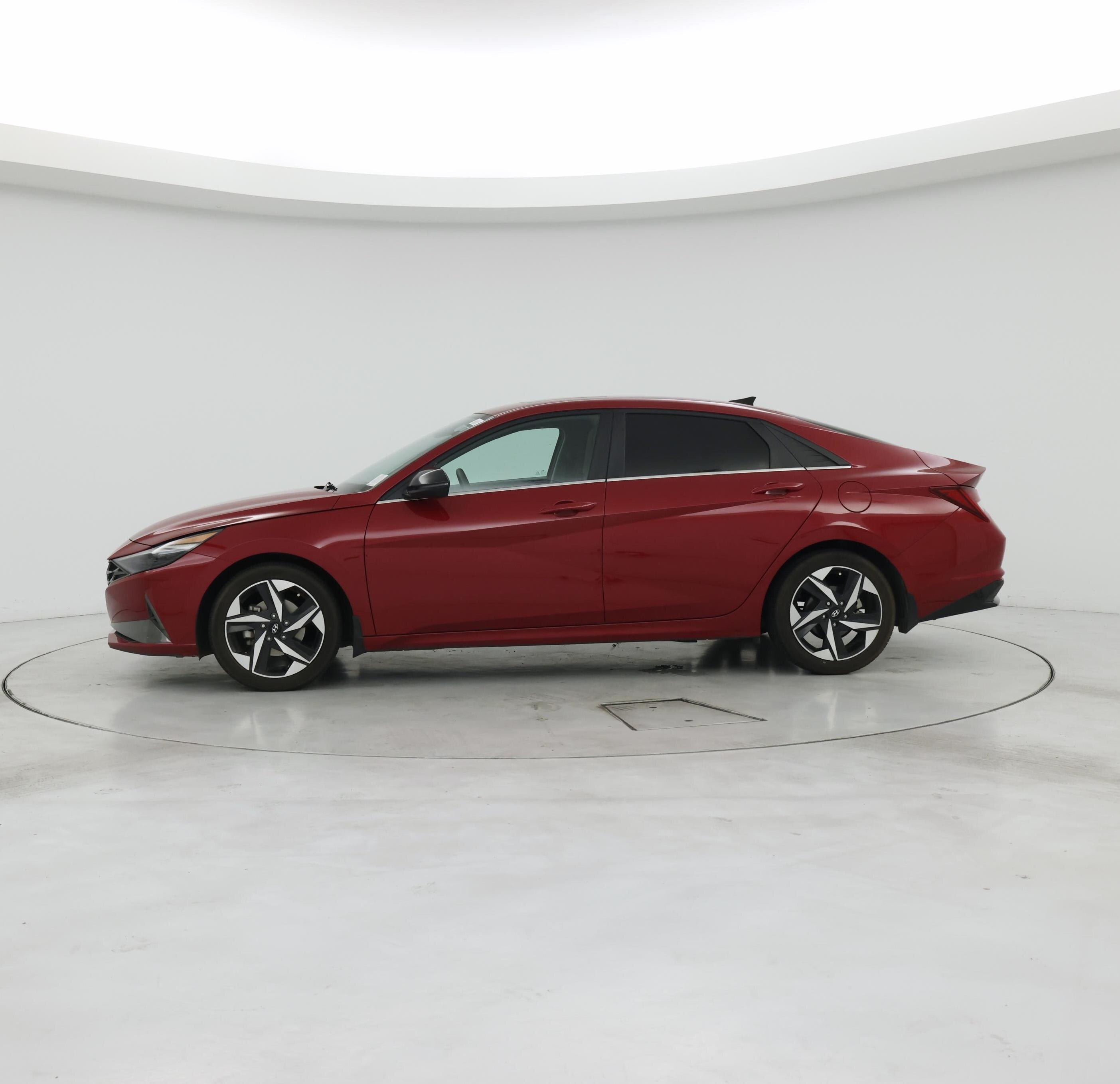 Thumbnail: 2022 Hyundai Elantra - 3