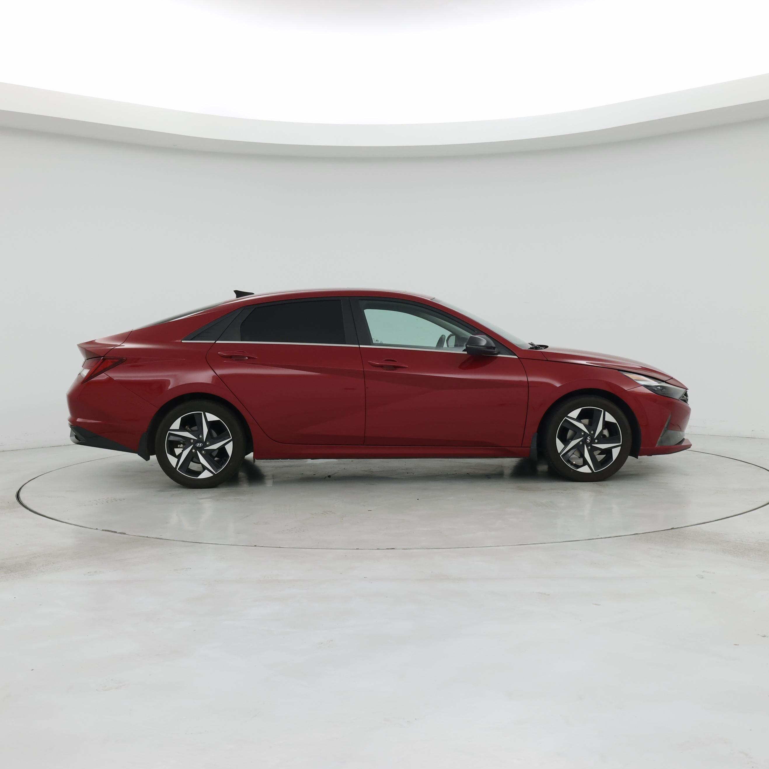 Thumbnail: 2022 Hyundai Elantra - 7