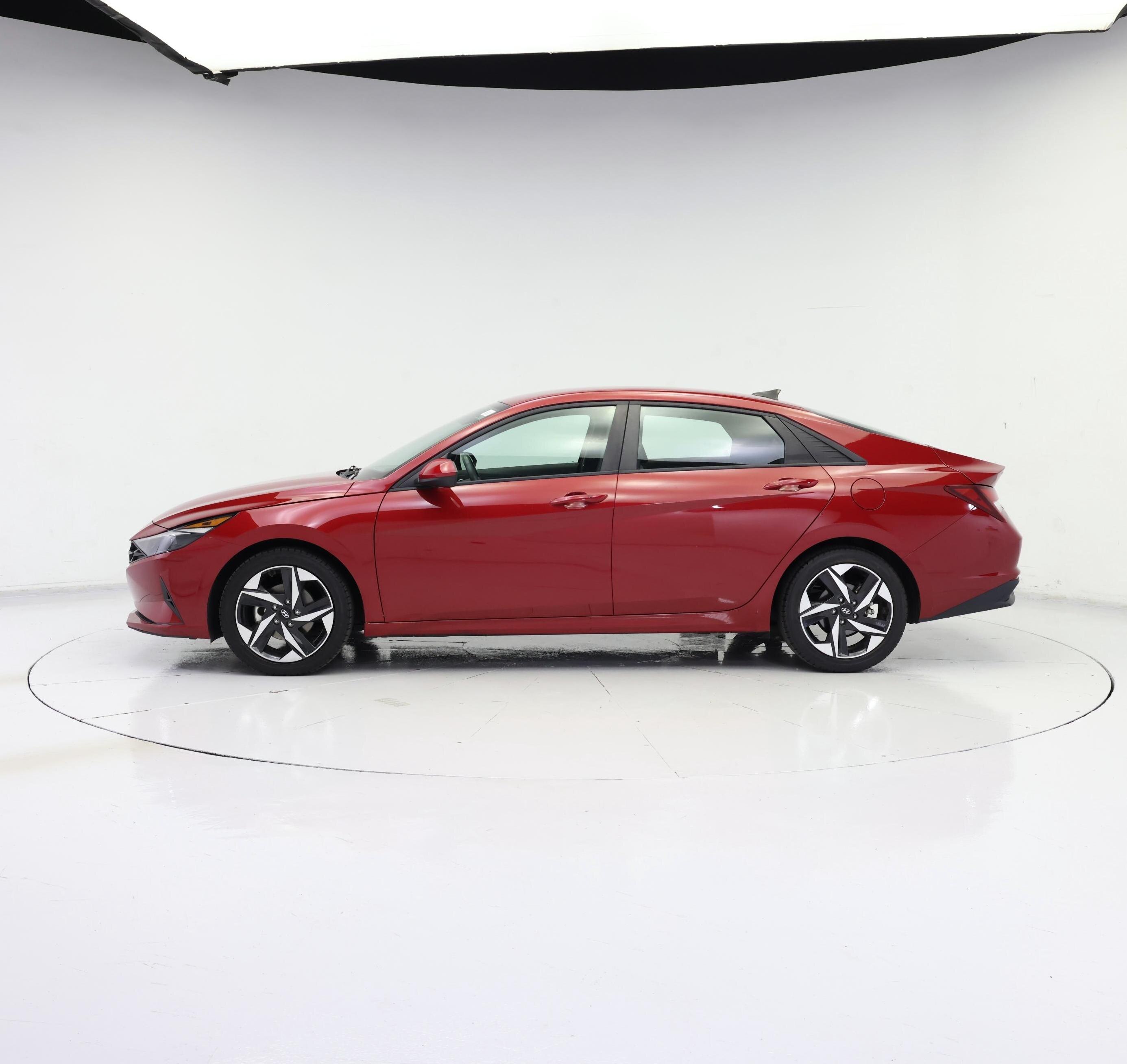 Thumbnail: 2023 Hyundai Elantra - 3