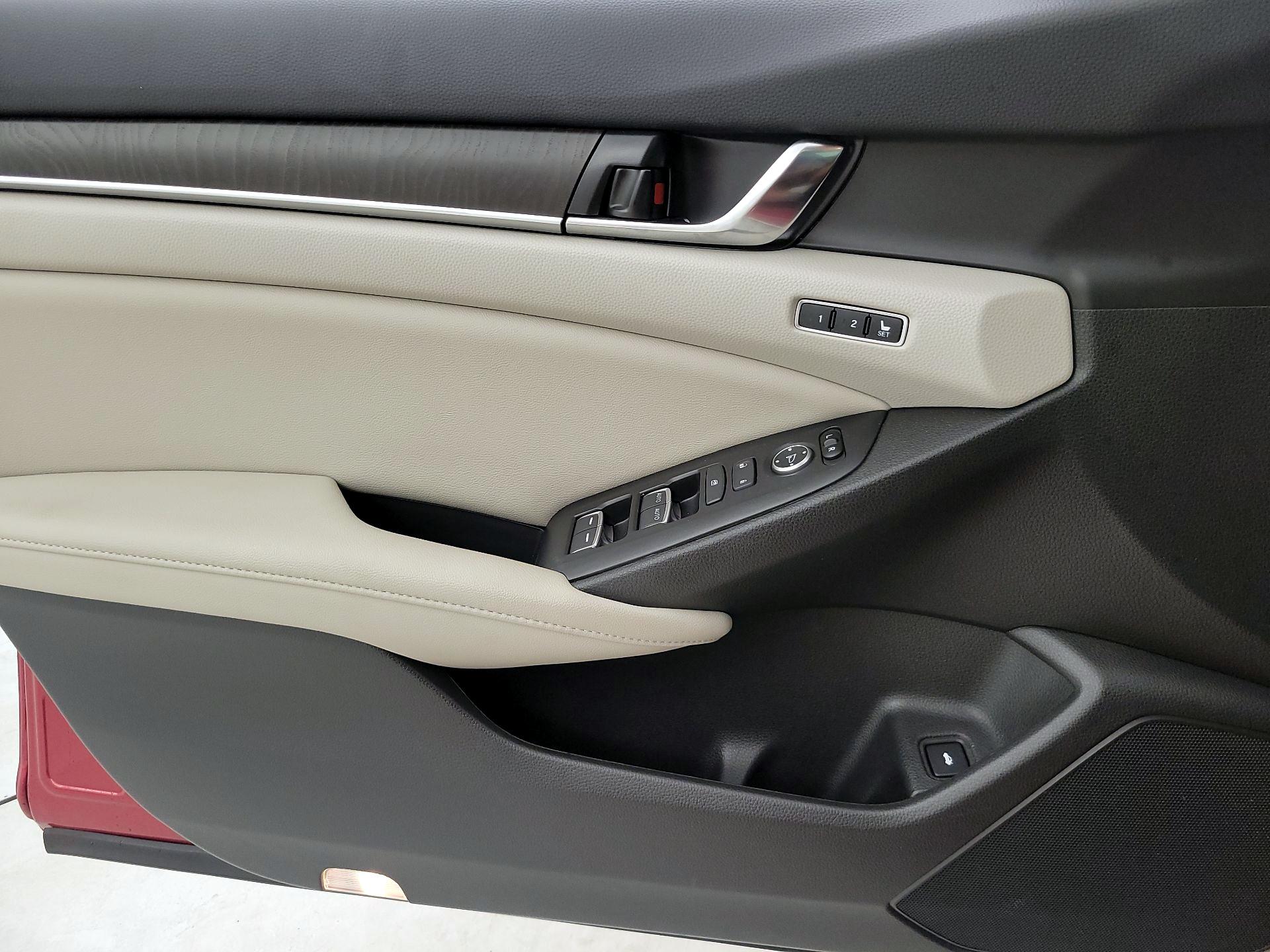 Thumbnail: 2020 Honda Accord - 12