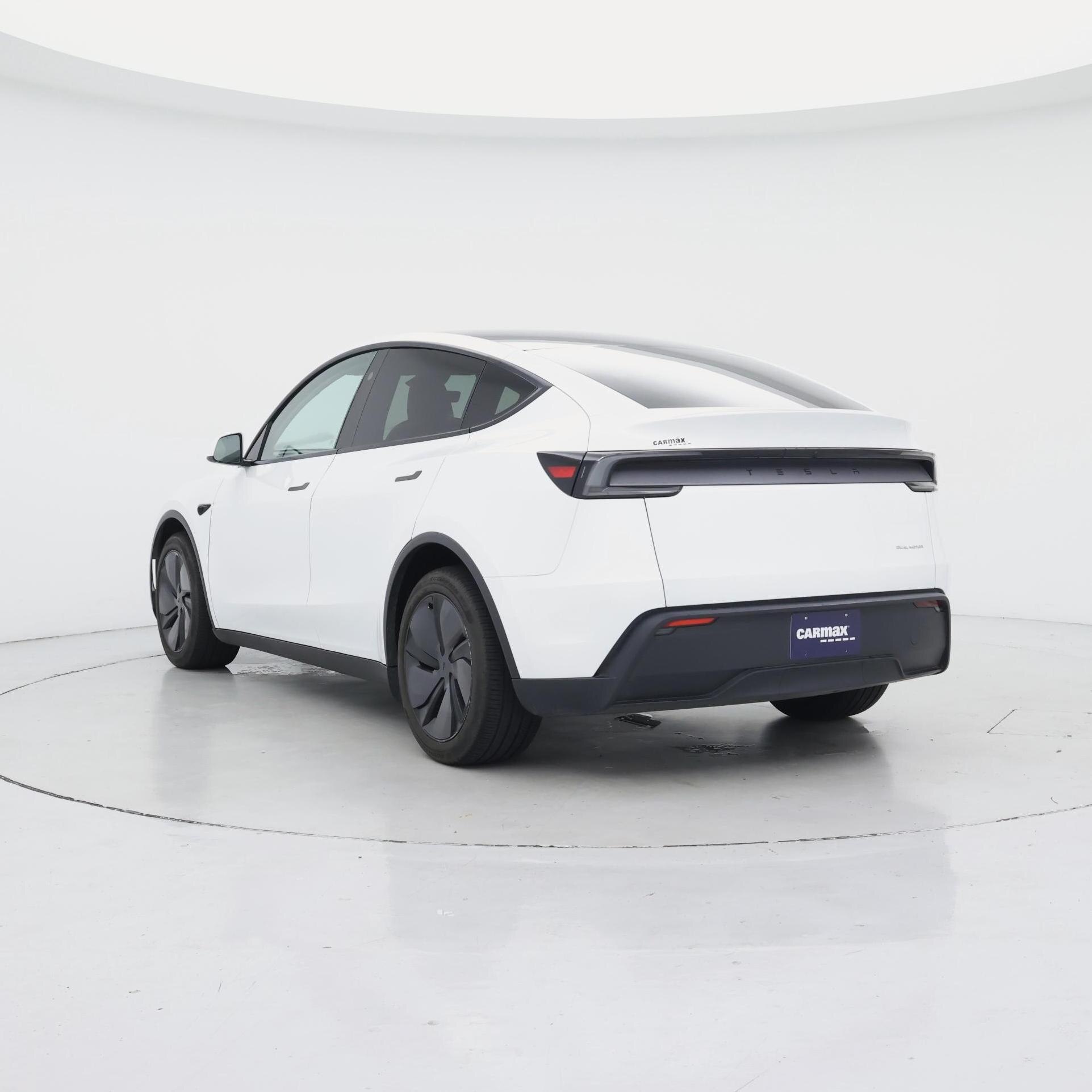 Thumbnail: 2026 Tesla Model Y - 2