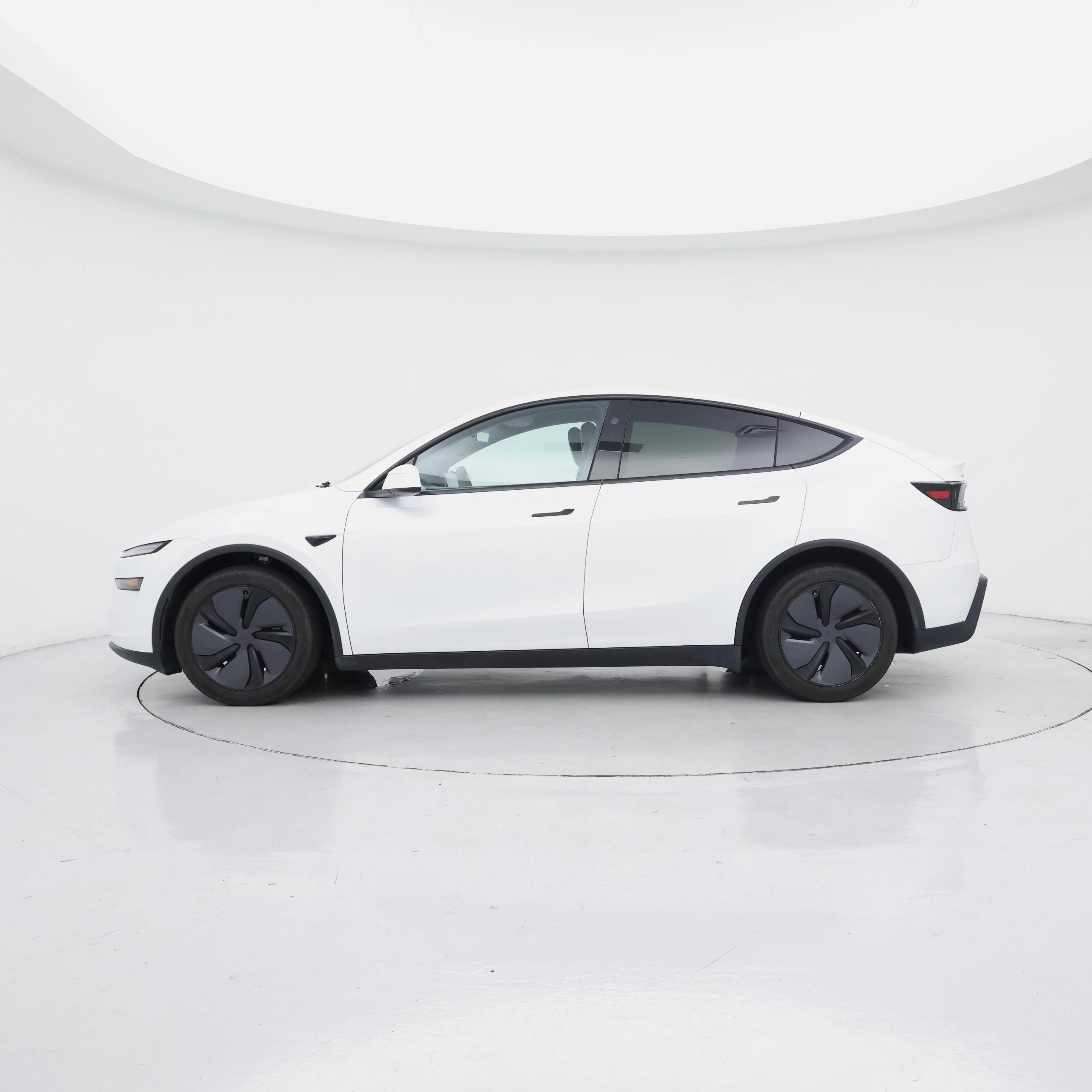 Thumbnail: 2026 Tesla Model Y - 3
