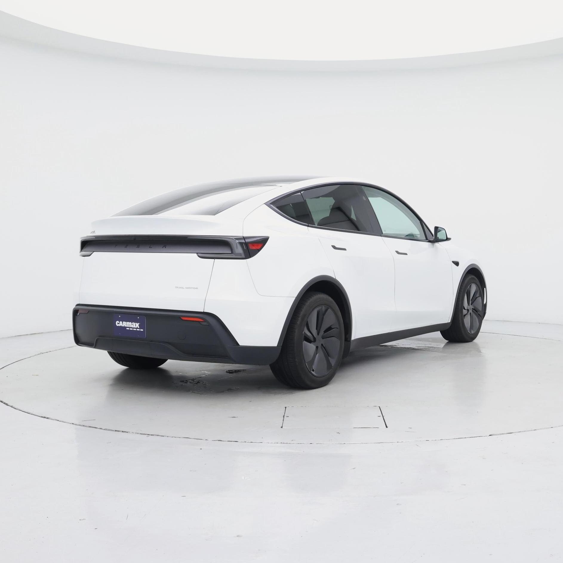 Thumbnail: 2026 Tesla Model Y - 8
