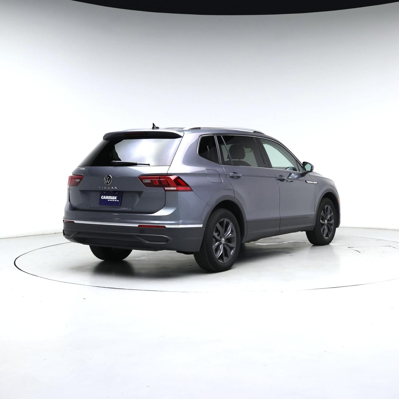 Thumbnail: 2024 Volkswagen Tiguan - 8