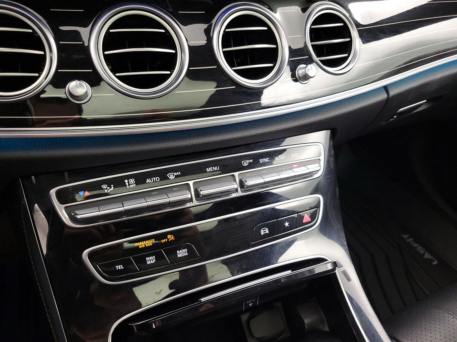Thumbnail: 2022 Mercedes-Benz E-Class - 17